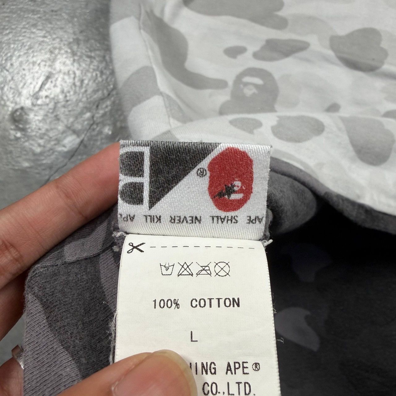 Bape A Bathing Ape (BAPE) Vintage Reversible Camo Tee Size US L / EU 52-54 / 3 - 13 Thumbnail
