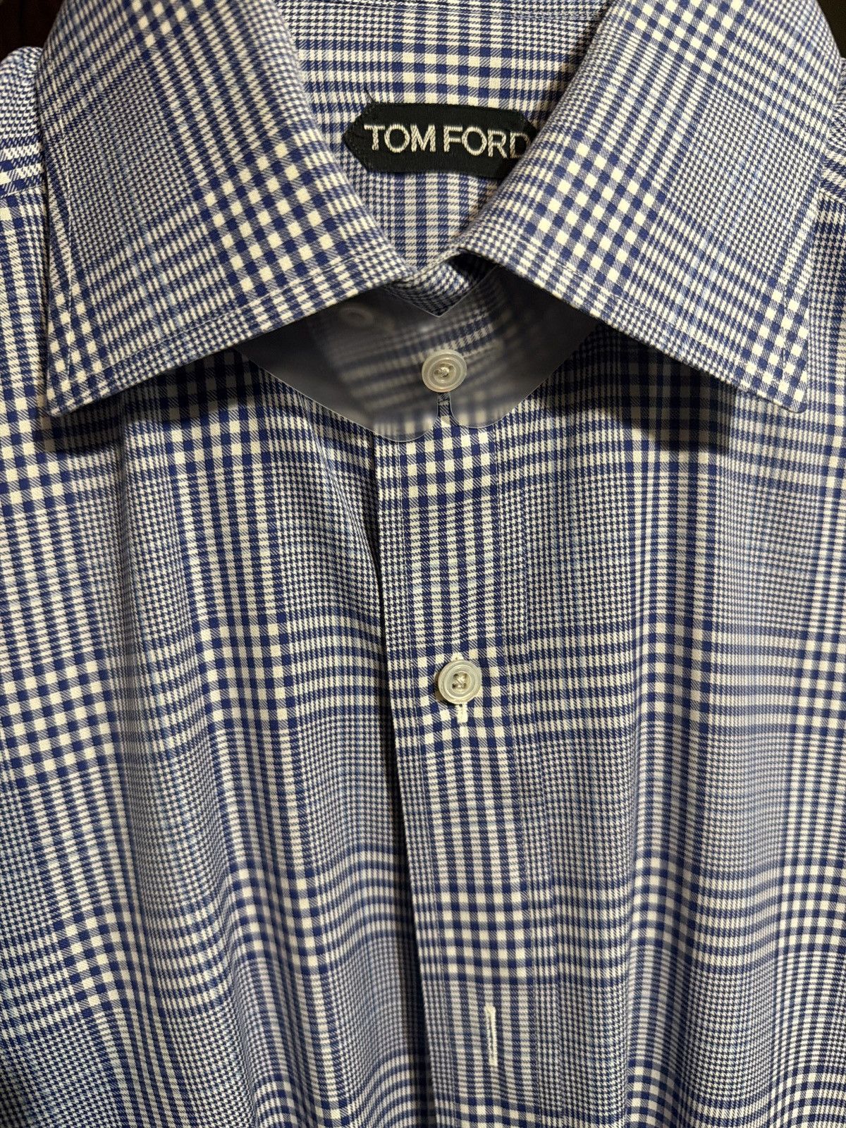 Tom Ford TOM FORD DRESS SHIRT - Like new conditon Size US XL / EU 56 / 4 - 4 Thumbnail