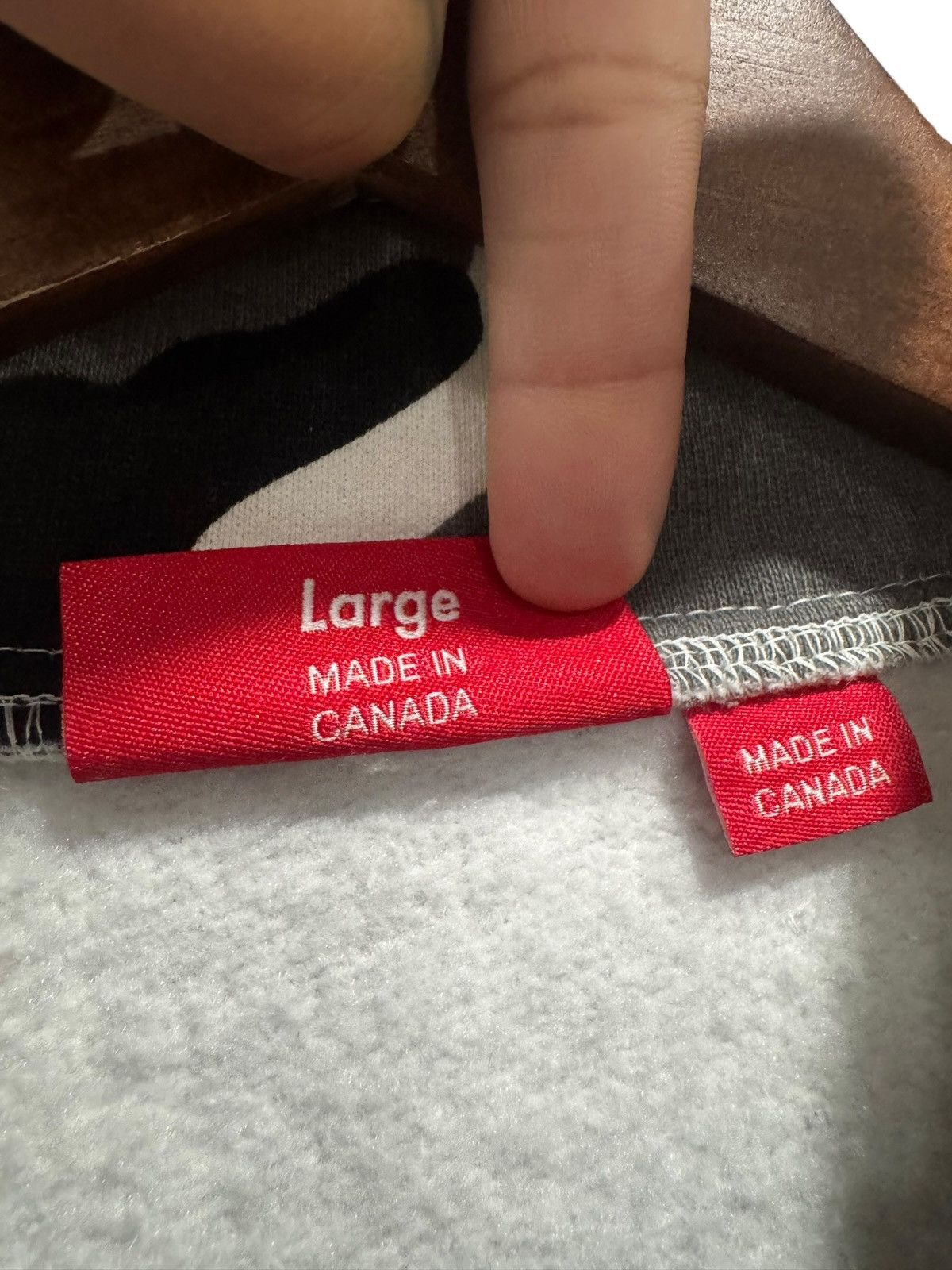 Supreme Supreme Seoul Shop Flag Half Zip Pullover Snow Camo Size US L / EU 52-54 / 3 - 6 Thumbnail