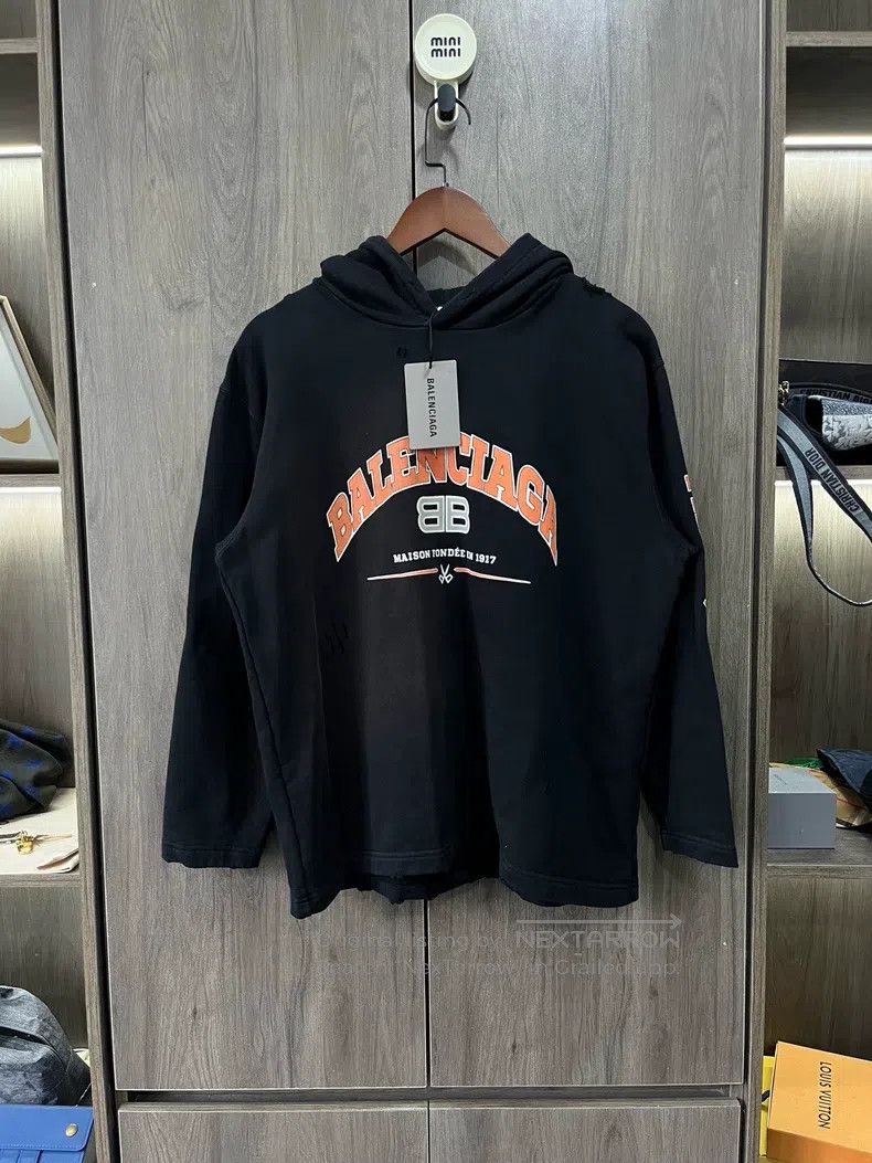 Balenciaga Balenciaga Scissor distressed distressed hoodie Size US S / EU 44-46 / 1 - 1 Thumbnail