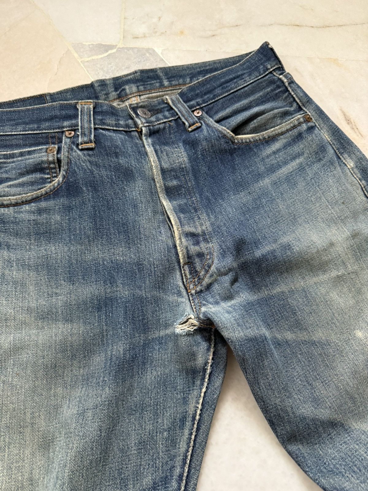 Levi's Vintage Clothing Vintage LEVIS BIG E BUTTON 555 LVC Size US 30 / EU 46 - 5 Thumbnail