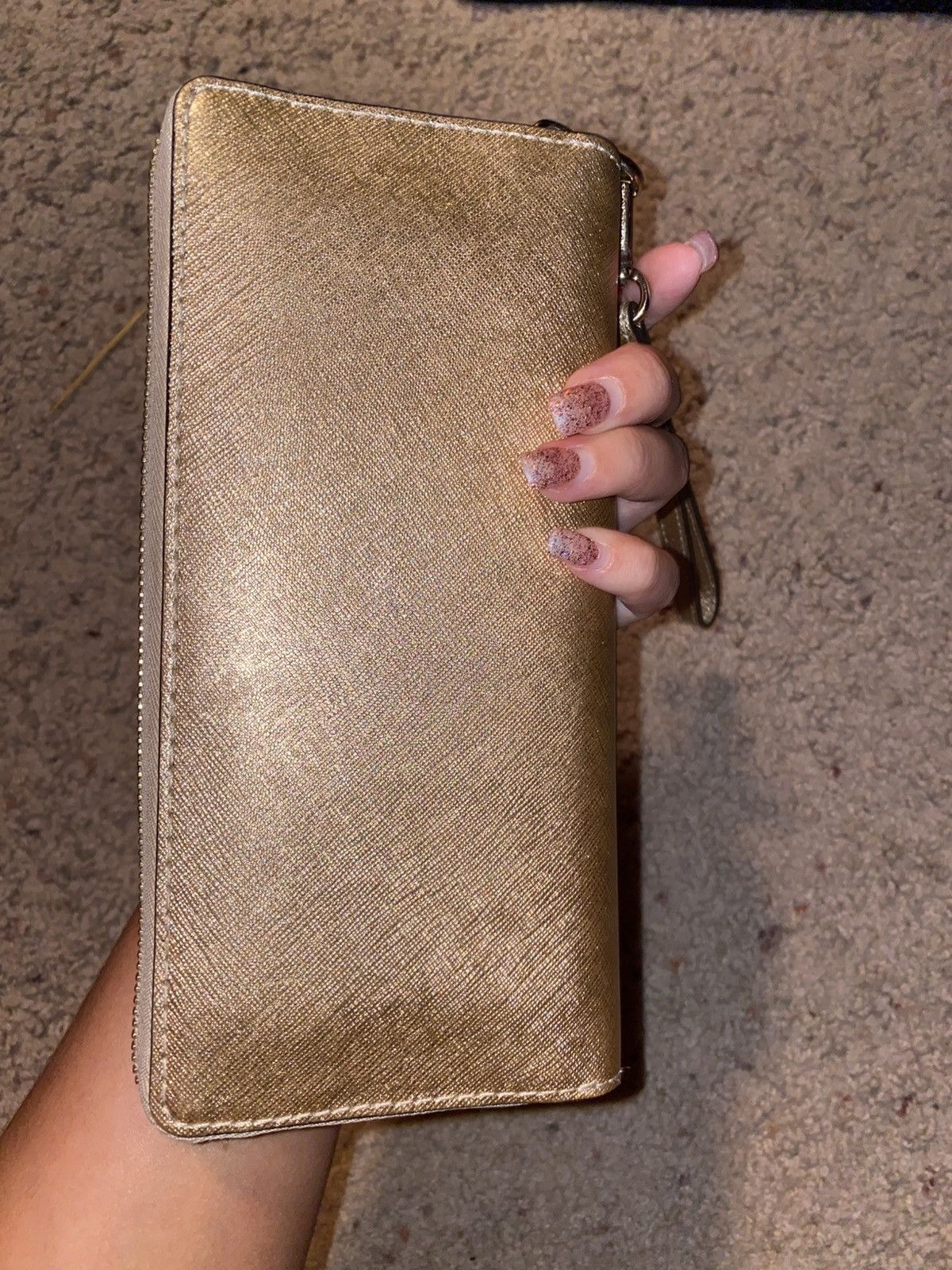 Michael Kors Michael Kors Gold Wristlet Wallet Size ONE SIZE - 11 Thumbnail
