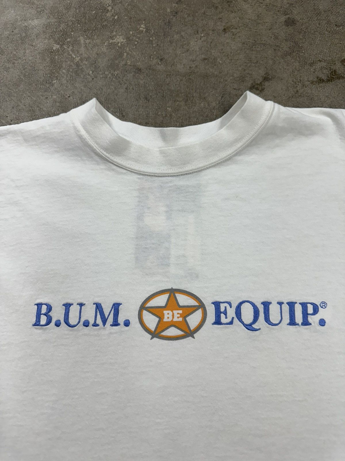B.U.M Equipment Vintage 90s Bum Equipment BE Logo T-Shirt Size US L / EU 52-54 / 3 - 4 Thumbnail