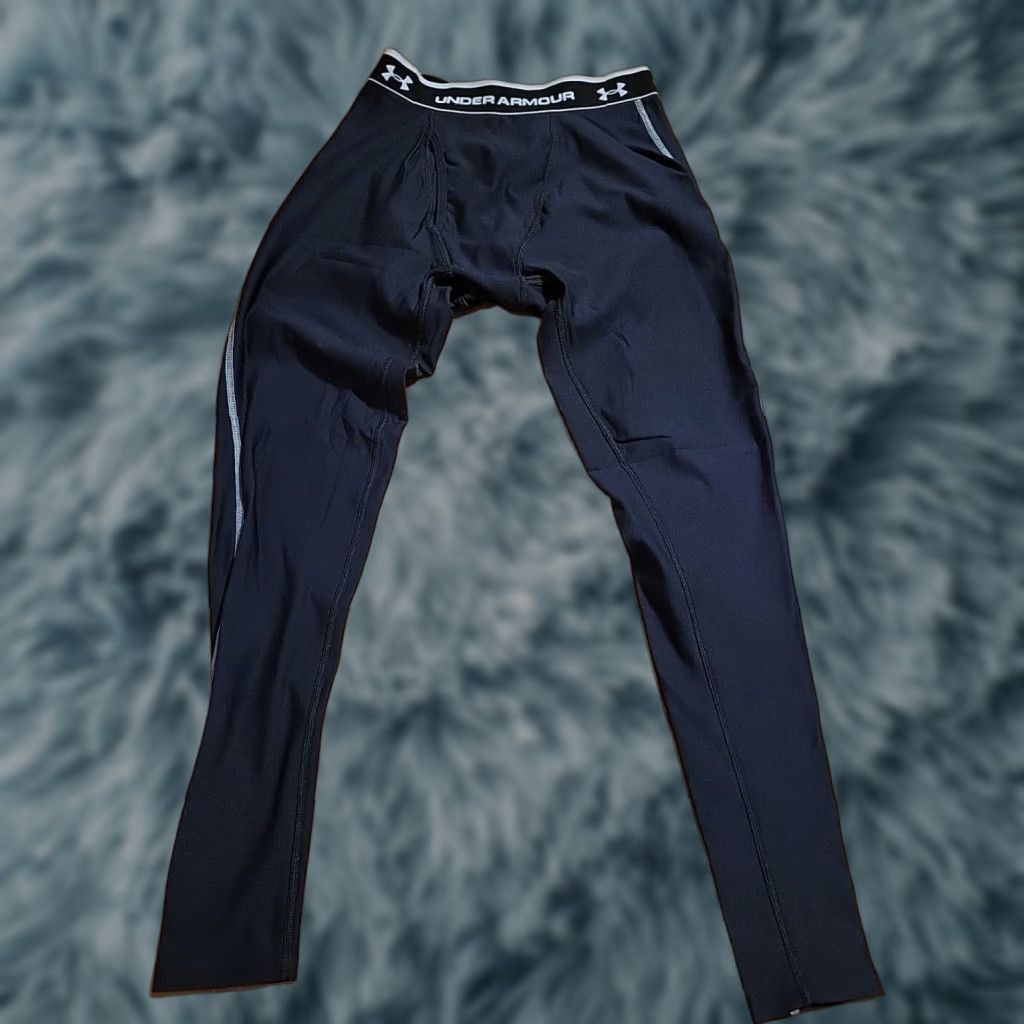 Under Armour Under Armour Leggings Women's M Black 26" Inseam 26" Ankle Yoga Gym Crossfit Activewear Compression Elastic Waist Size 32" / US 10 / IT 46 - 1 Thumbnail