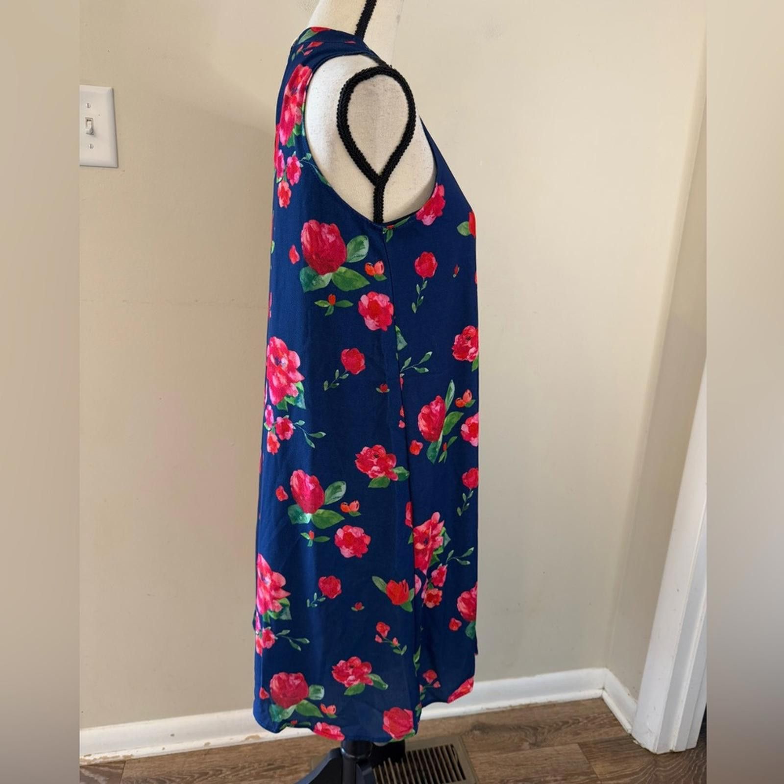 Other Mud Pie floral rose sleeveless midi dress Size small Size S / US 4 / IT 40 - 2 Thumbnail