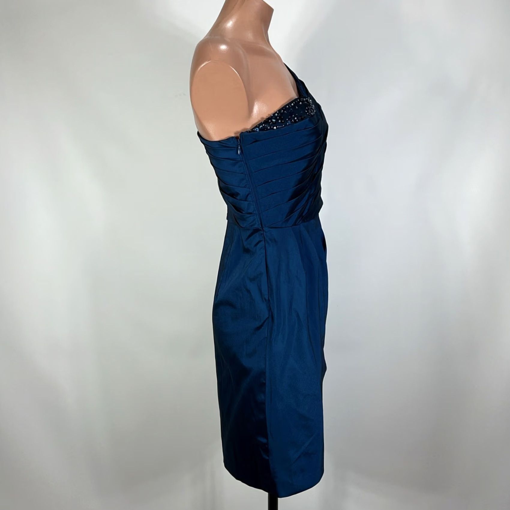 Adrianna Papell VINTAGE Adrianna Papell E! Live From the Red Carpet One Shoulder Blue Gown y2k BEADED Dress Size S / US 4 / IT 40 - 5 Thumbnail