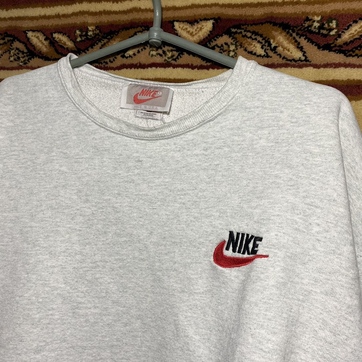 Nike × Vintage Vintage 80s Nike BOXY FIT Crewneck Sweatshirt USA MADE Size US L / EU 52-54 / 3 - 2 Thumbnail