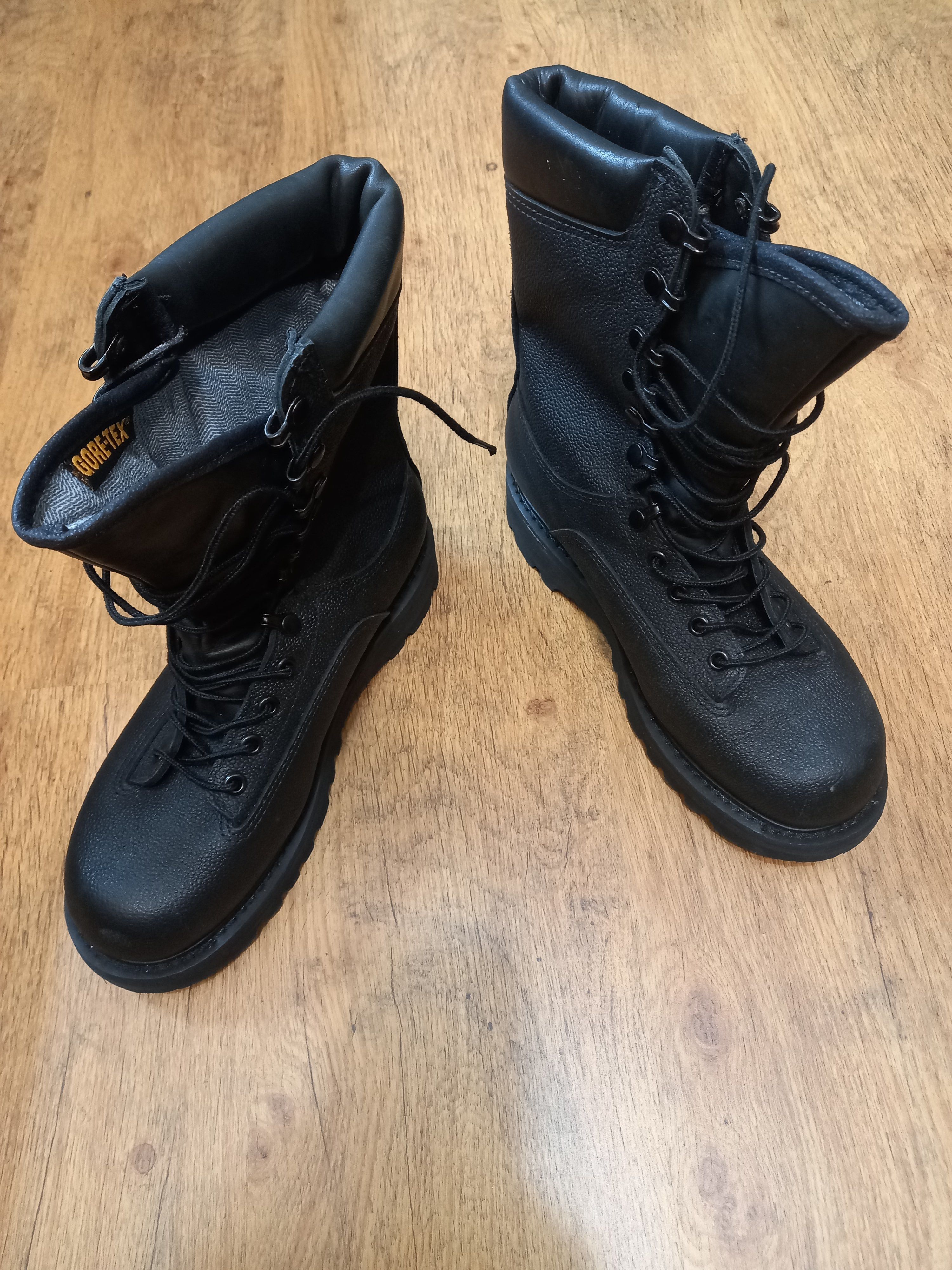 Vintage Boots Stc wet weather (Canada) Size US 8 / EU 41 - 3 Thumbnail