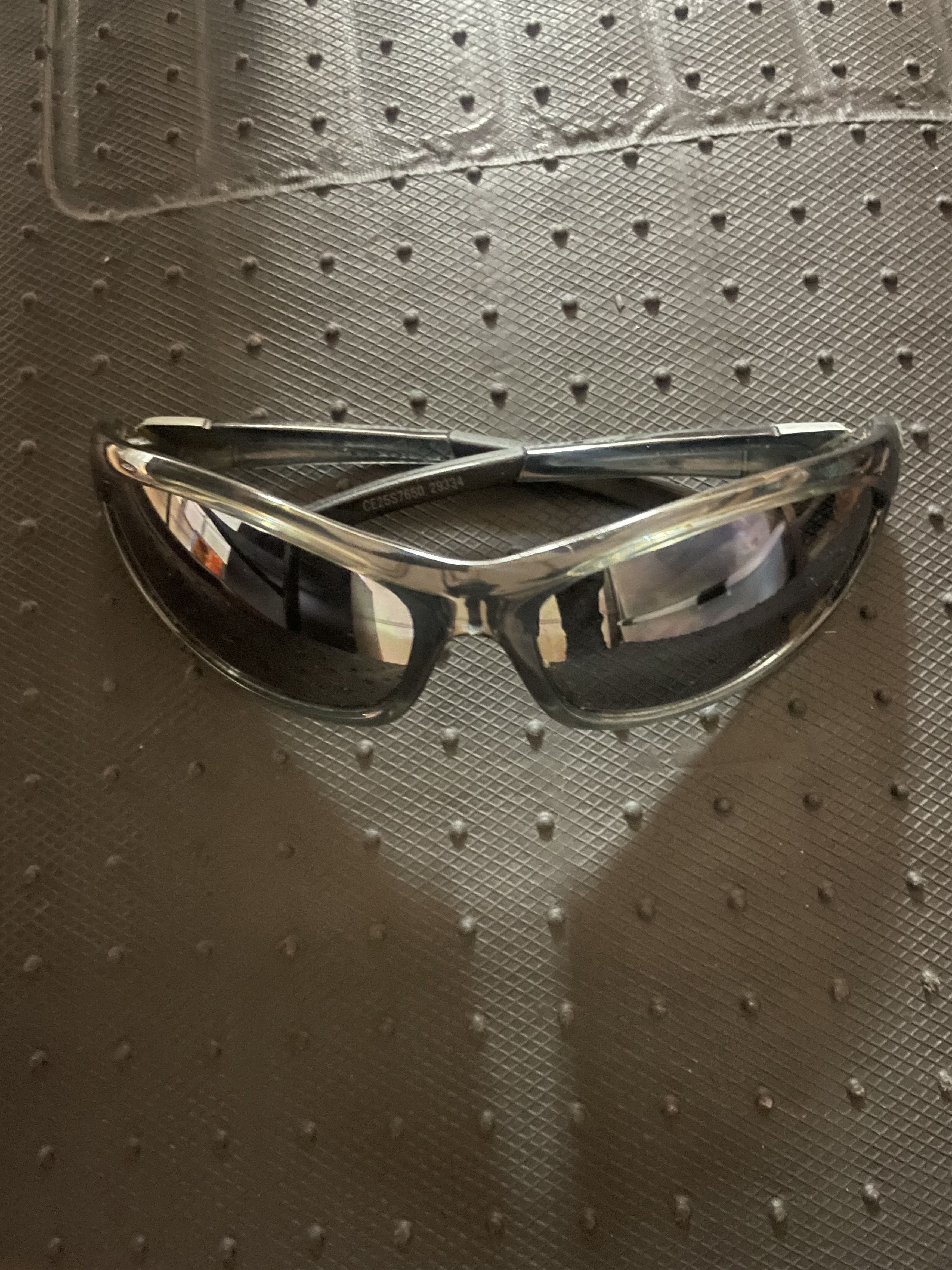Disney Disney sunglasses Size ONE SIZE - 1 Thumbnail