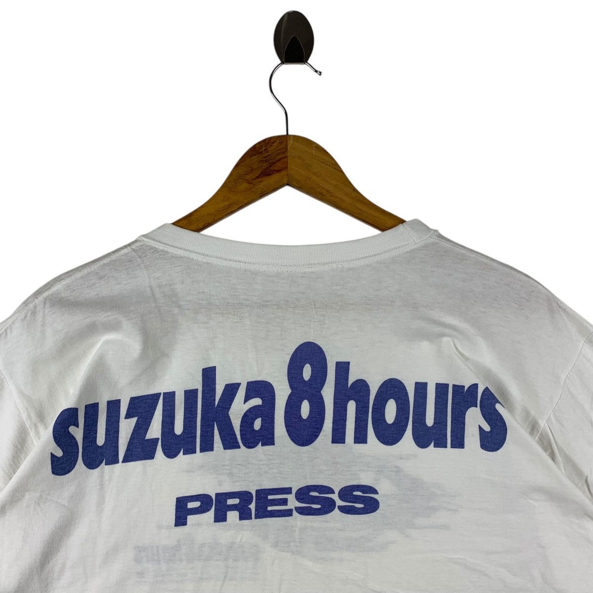 Vintage Vintage 90s SUZUKA 8 HOURS CIRCUIT Racing tee Size US L / EU 52-54 / 3 - 9 Thumbnail
