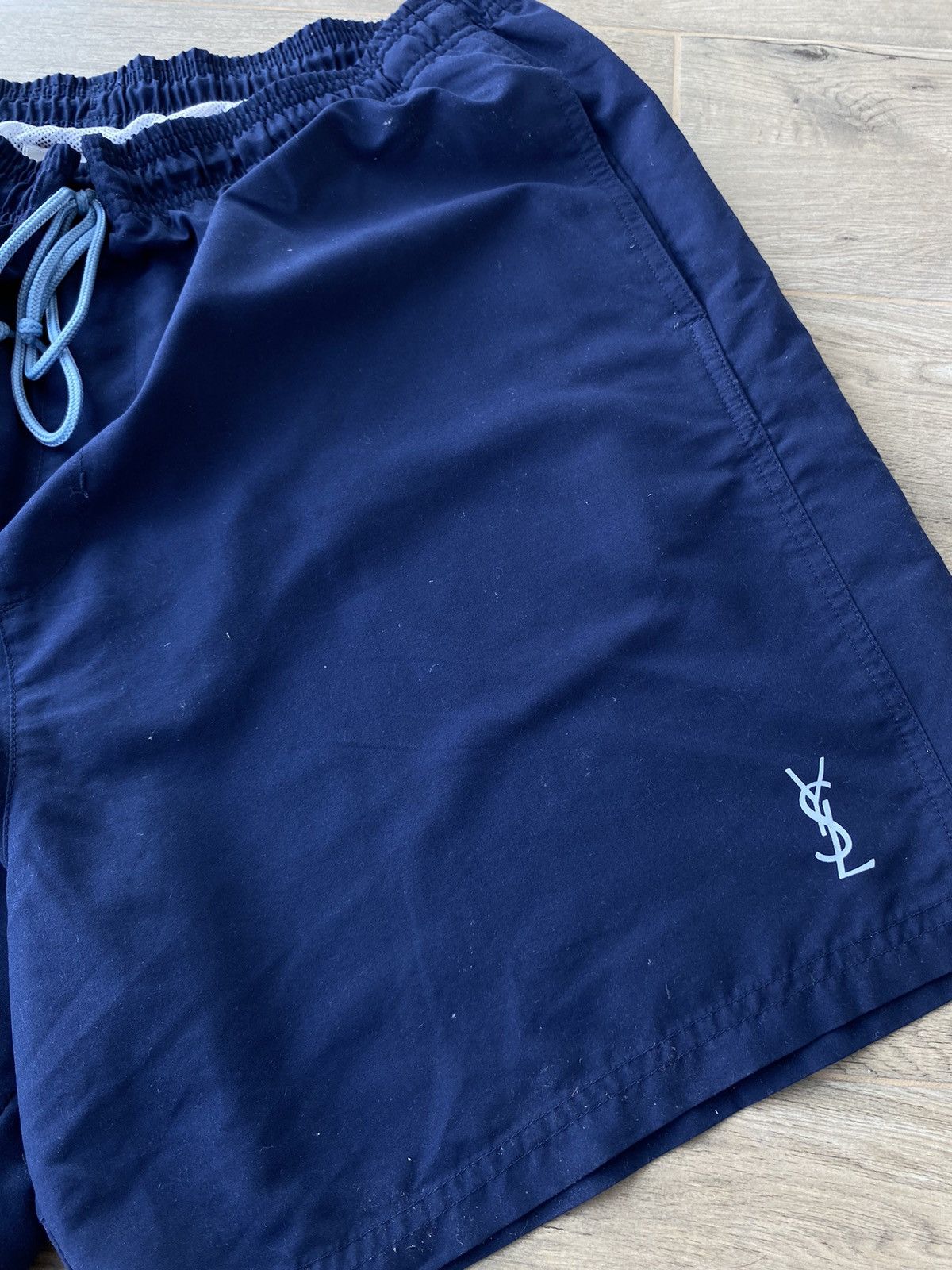 Vintage × Yves Saint Laurent Yves Saint Laurent Nylon Shorts Size US 34 / EU 50 - 10 Thumbnail