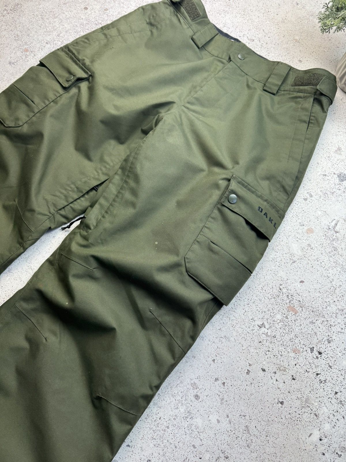 Oakley Vintage Oakley Multi-pocket Cargo Ski Pants Size M Size US 32 / EU 48 - 8 Thumbnail