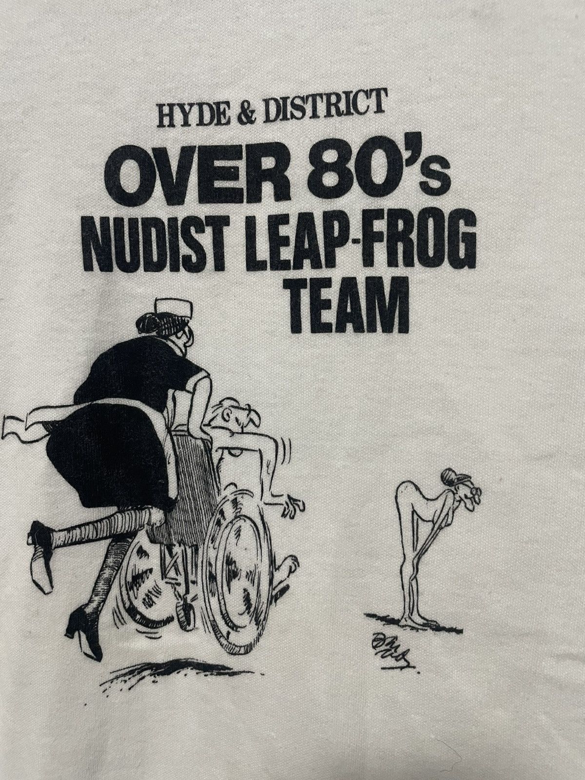 Vintage Vintage 90s Nudist Over 80s Leap Frog Team T Shirt Rare Size US S / EU 44-46 / 1 - 2 Thumbnail