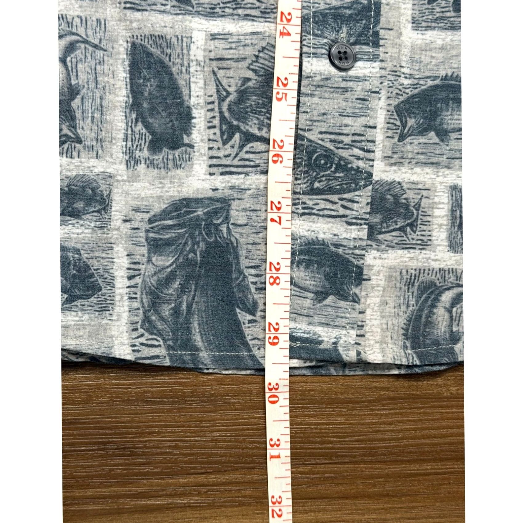Vintage Huk Fishing Shirt Sz L Gray Blue Fish AOP Short Sleeve Button Down Stretch Size US L / EU 52-54 / 3 - 5 Thumbnail