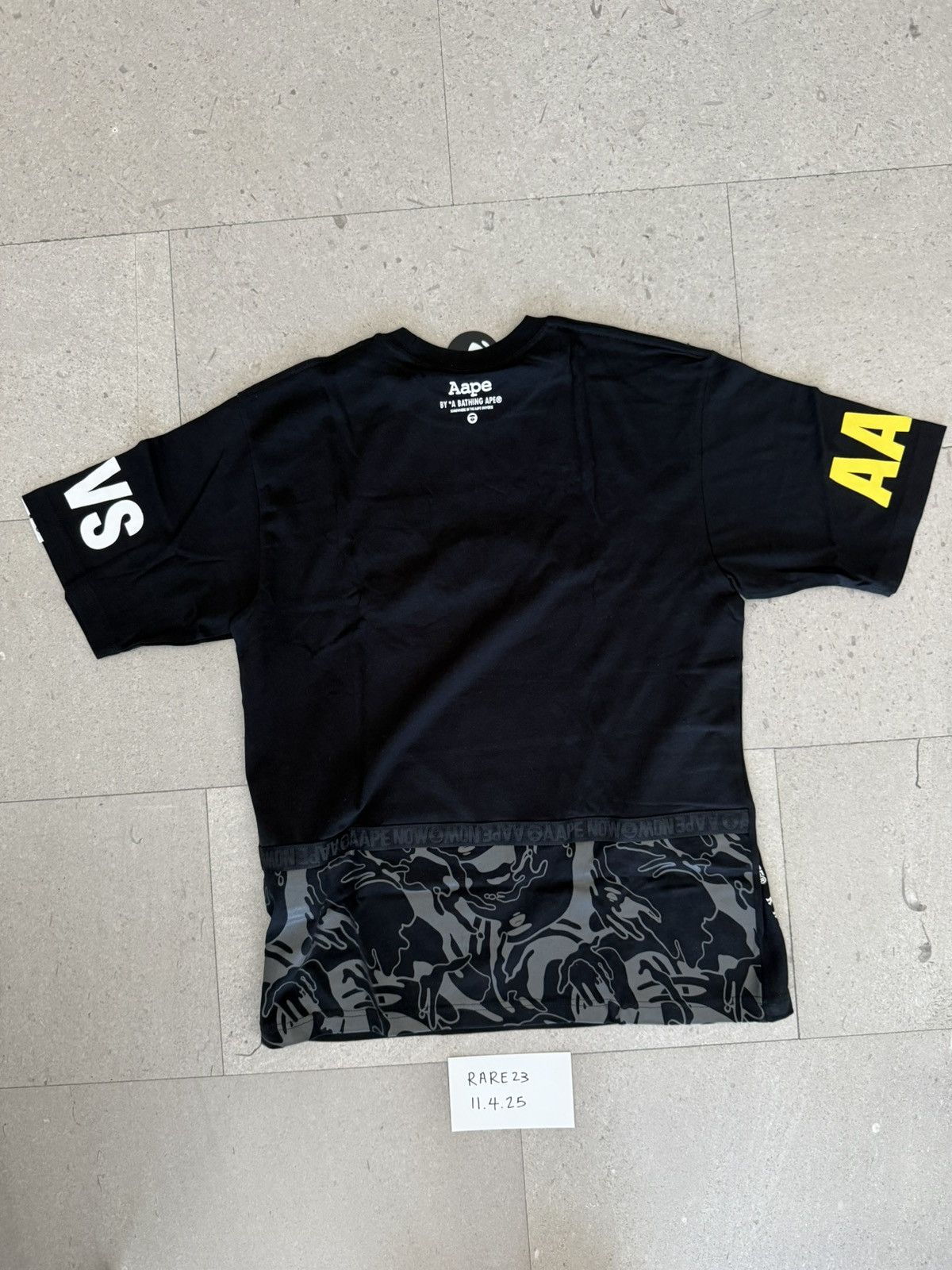 Aape AAPE by *A Bathing Ape Aape Universe Graphic T-shirt Size US XL / EU 56 / 4 - 4 Thumbnail