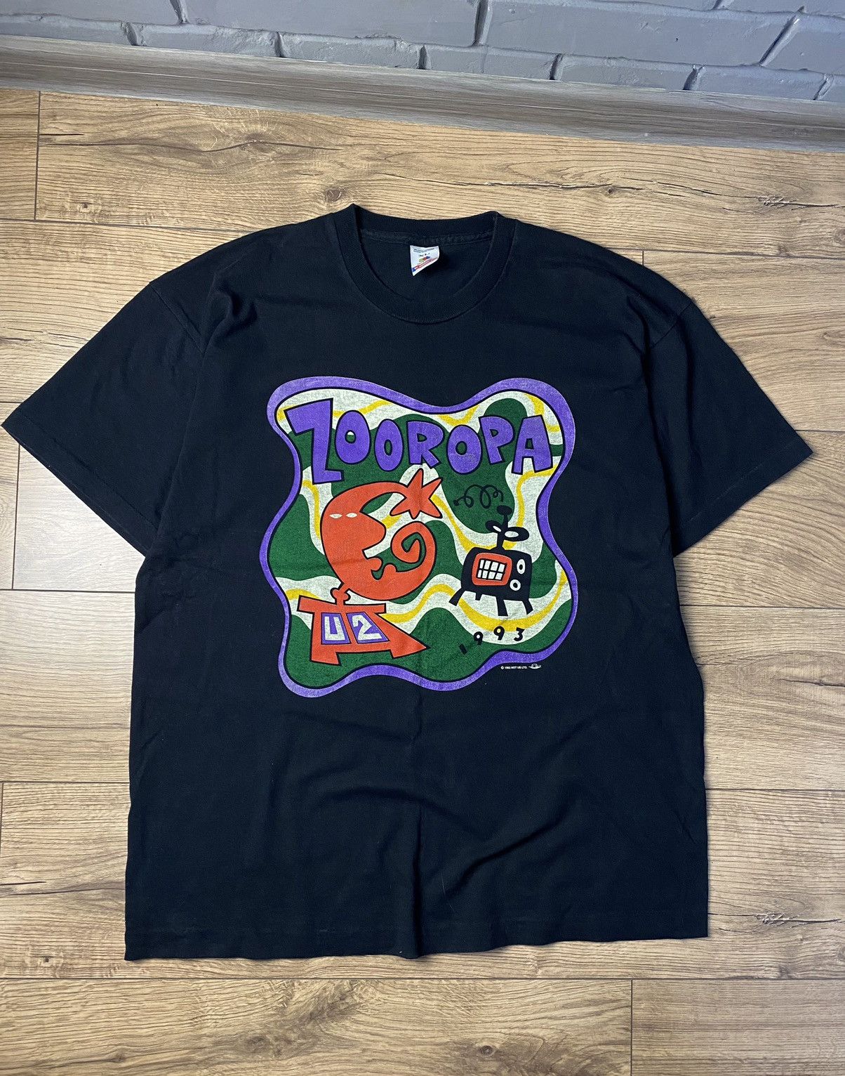 Vintage Vintage 1993 U2 ZooRopa Tour T Shirt Xl rare Size US XL / EU 56 / 4 - 1 Thumbnail