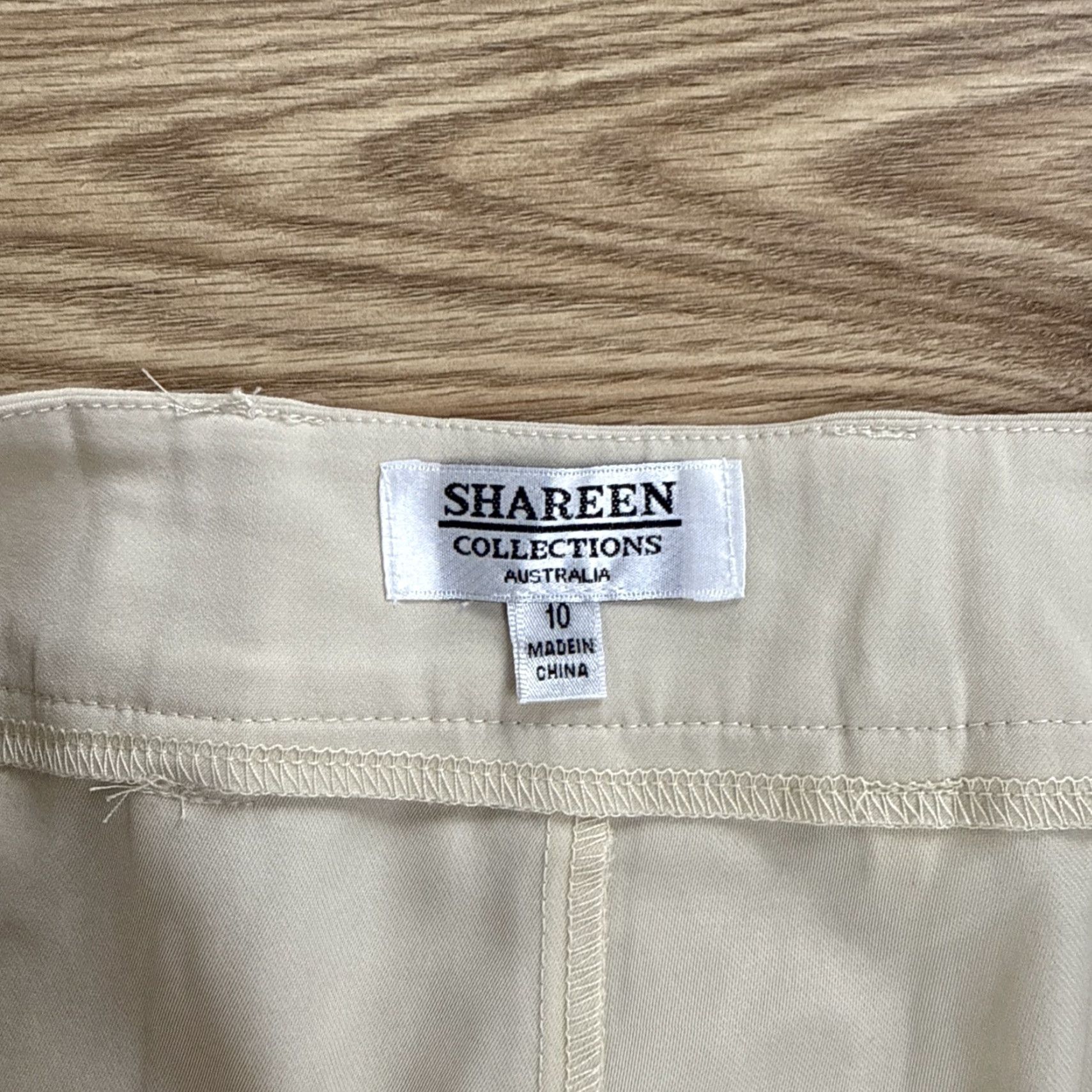 Vintage Shareen Collection High-Rire Cargo Wide Leg Pants Women size 10 Ivory Cargo Wide-Leg 10 Womens Size 32" / US 10 / IT 46 - 2 Thumbnail