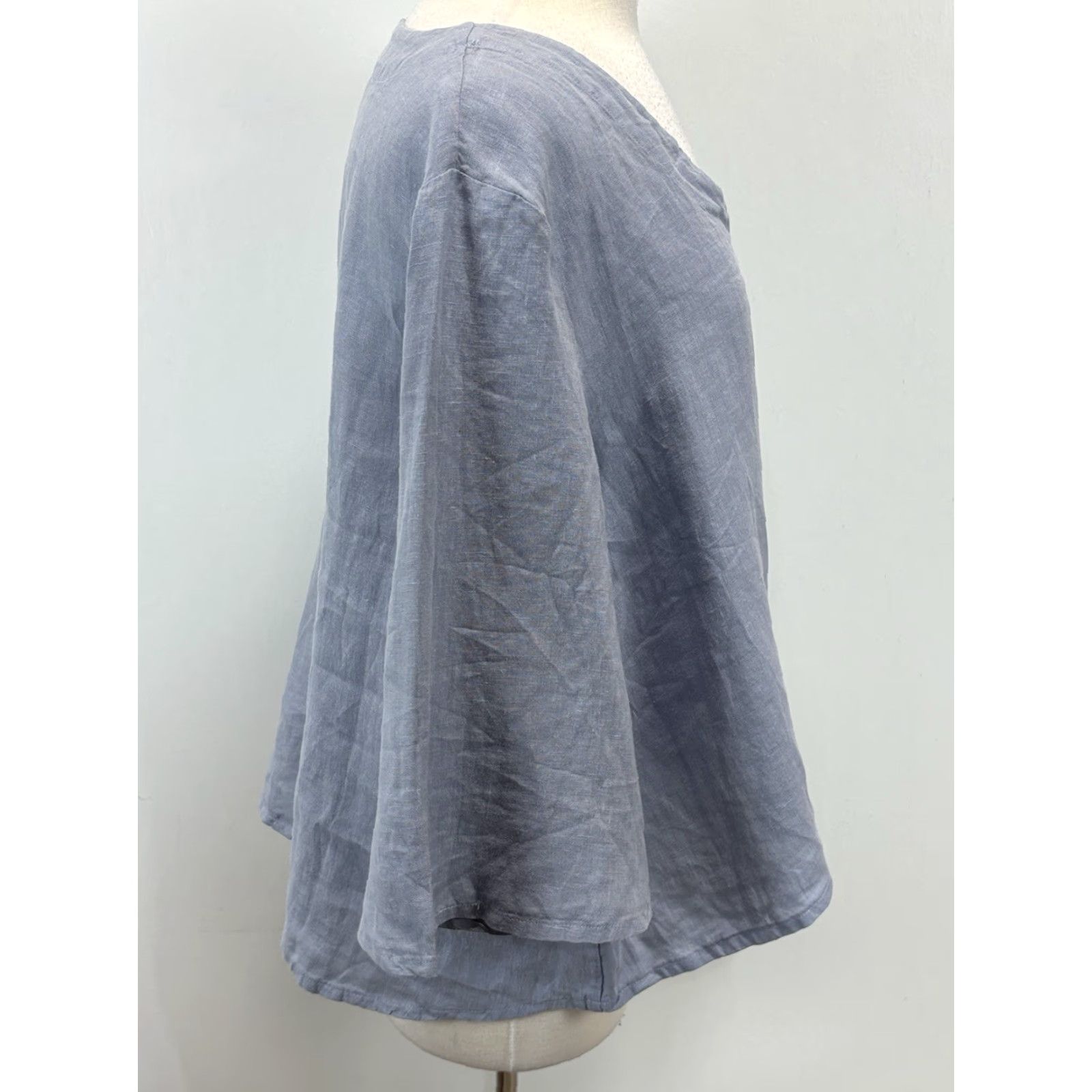 Bell VINTAGE Bryn Walker Linen Shirt Women’s Medium Blue Bell Sleeves Casual Pullover Made USA M Size M / US 6-8 / IT 42-44 - 4 Thumbnail