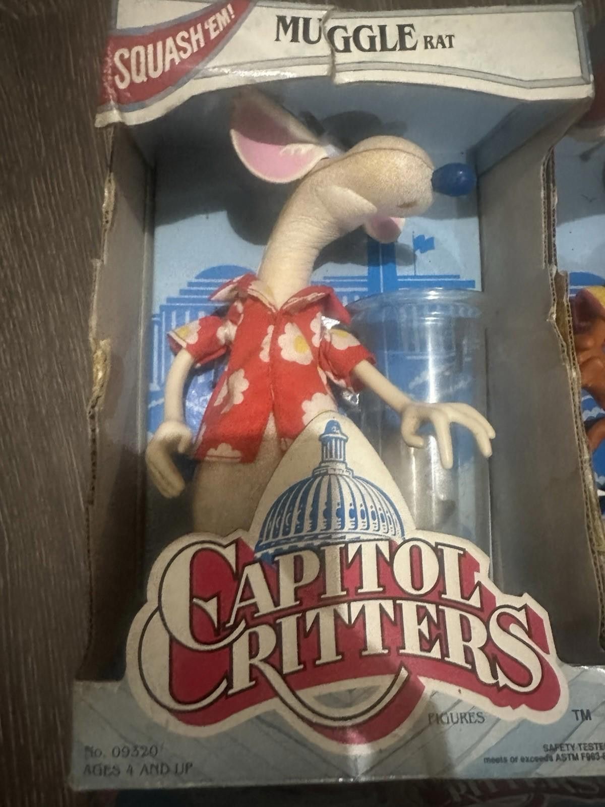 Kenneth Cole Lot Of 4 1992 Kenner CAPITOL CRITTERS Figures – SQUASH ‘EM Size ONE SIZE - 5 Thumbnail