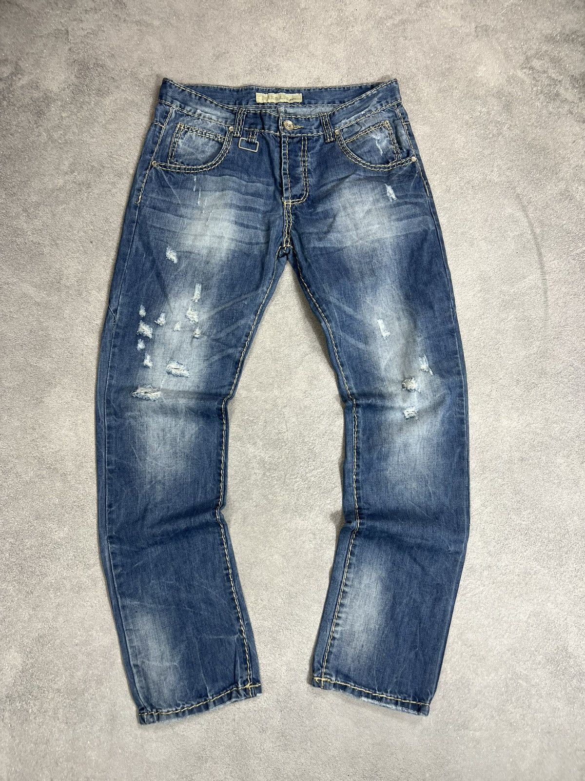 True Religion VTG True Religion Type! Balenci Distressed Washed Y2K Jeans Size US 32 / EU 48 - 2 Thumbnail