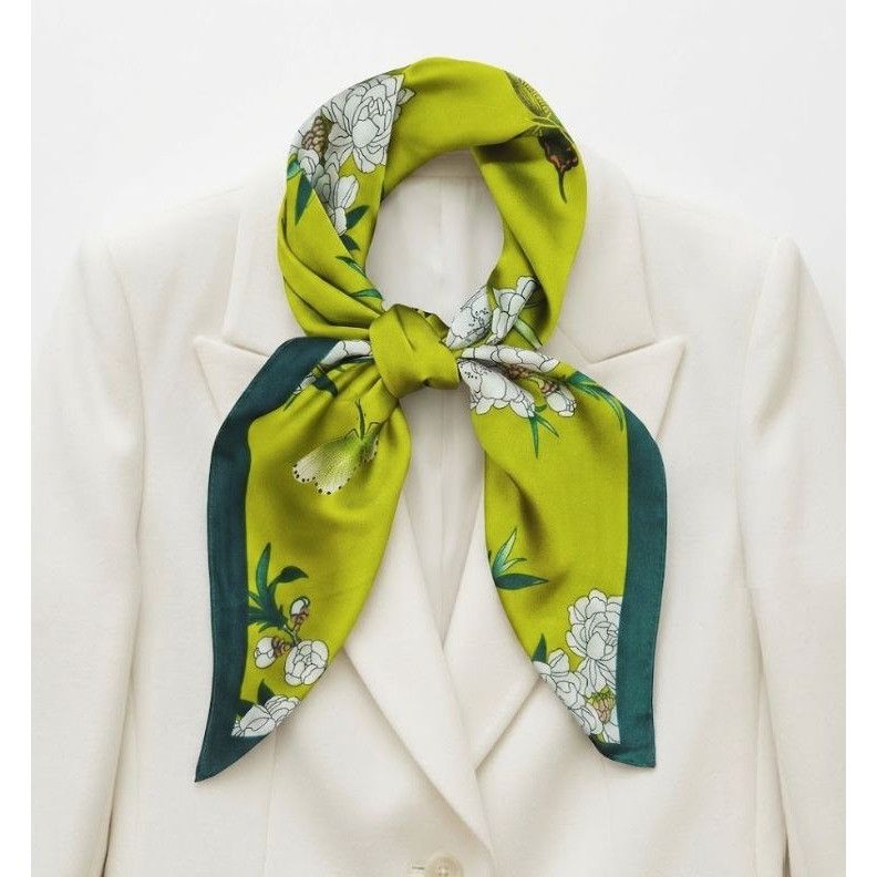 Other ✨Chic Silky Square Scarf Bright Green Butterfly White Floral Size ONE SIZE - 2 Thumbnail