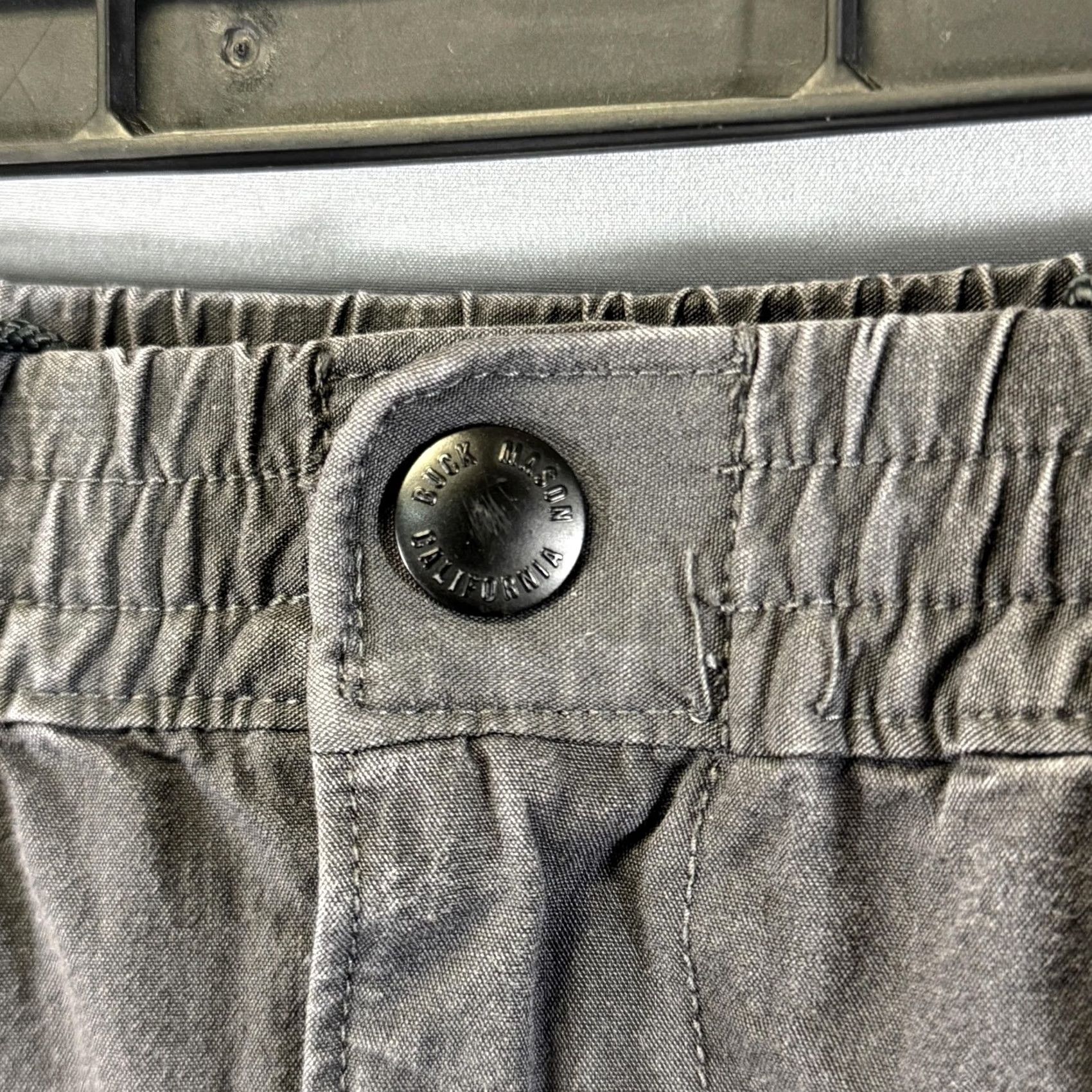 Buck Mason Buck Mason Pants Mens Medium 32-33 Gray Elastic Drawstring Nylon Stretch BM14053 Pants Adjustable Waist Pockets Casual Travel Regular Inseam 25in Size US 31 - 4 Thumbnail