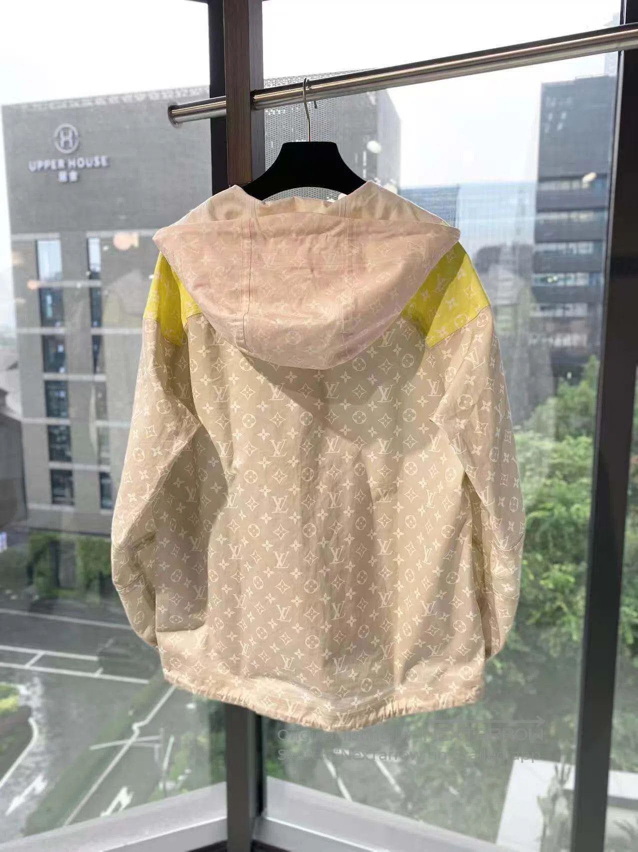 Louis Vuitton Louis Vuitton Presbyon full of printed color-blocked jacke Size XXS / US 00 / IT 34 - 3 Thumbnail