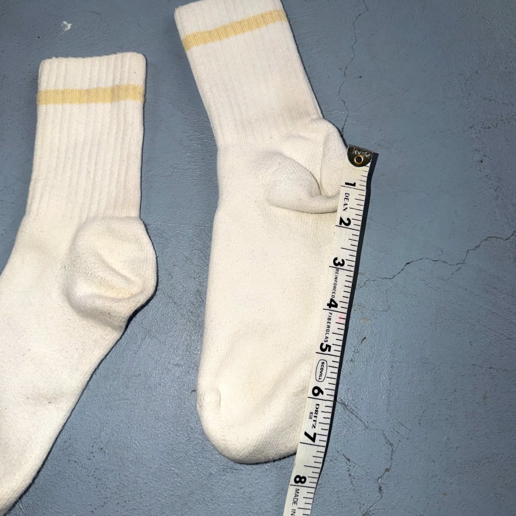 Nike VINTAGE Nike Quarter Socks Swoosh USA White Yellow 1986 RARE (3 Pairs) Adults 7-9 - 80s Sportswear Socks Size ONE SIZE - 5 Thumbnail