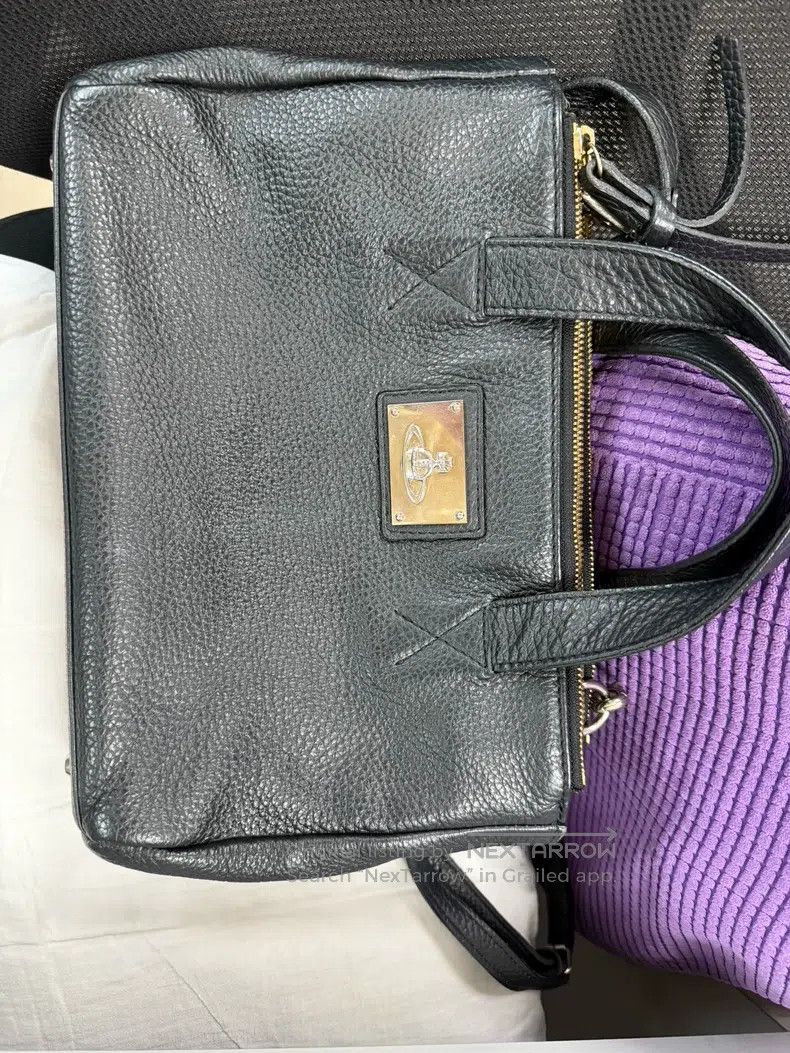 Vivienne Westwood Vivienne Westwood size os Silver logo black handbag/shoulde Size ONE SIZE - 3 Thumbnail
