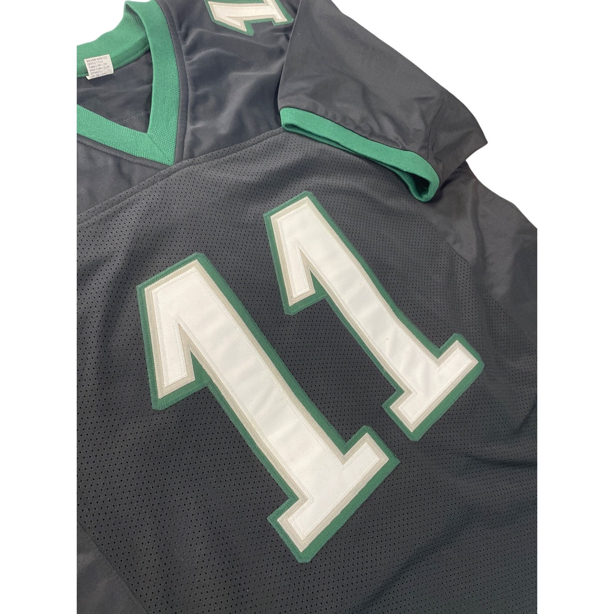 Other Carson Wentz #11 Eagles Green white signed Sports Jersey XL Size US XL / EU 56 / 4 - 2 Thumbnail