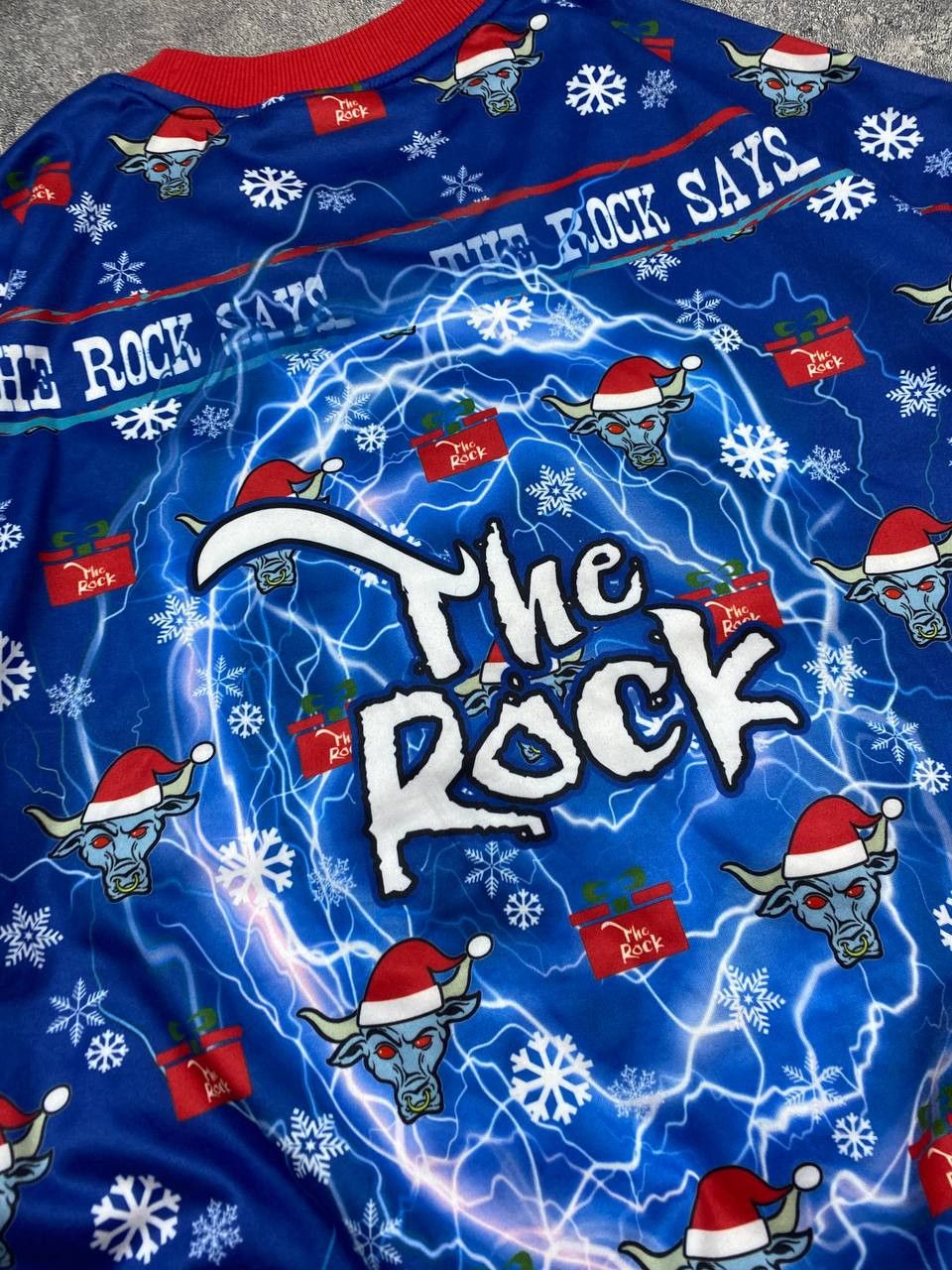 Vintage × WWE The Rock Ugly Holiday WWE Size US M / EU 48-50 / 2 - 5 Thumbnail