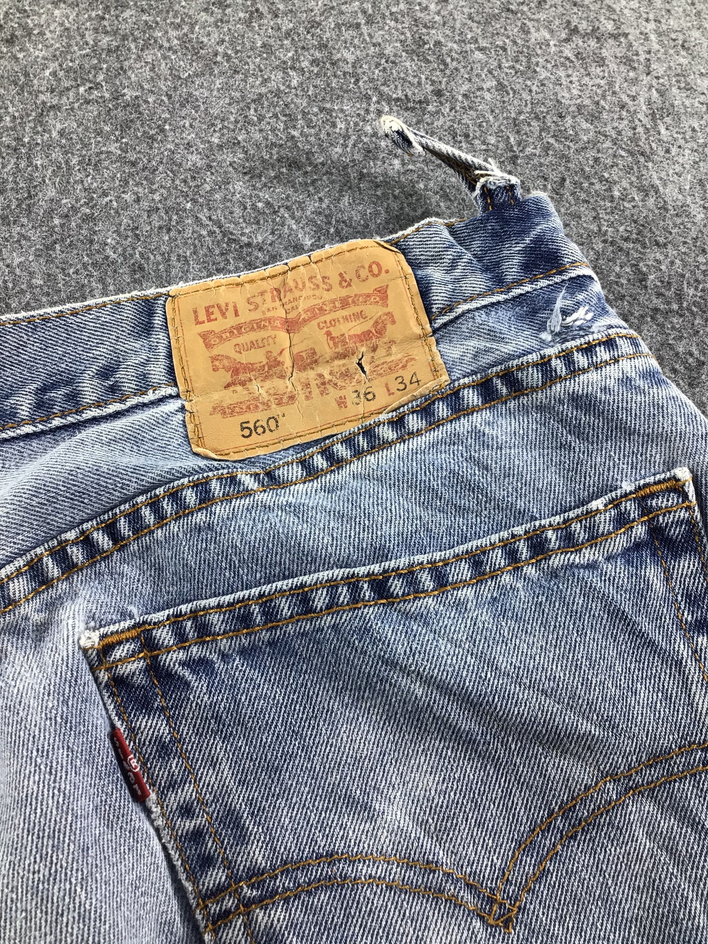Levi's Vintage Levis 560 Jeans Faded Blue Denim -J542 Size US 36 / EU 52 - 5 Thumbnail