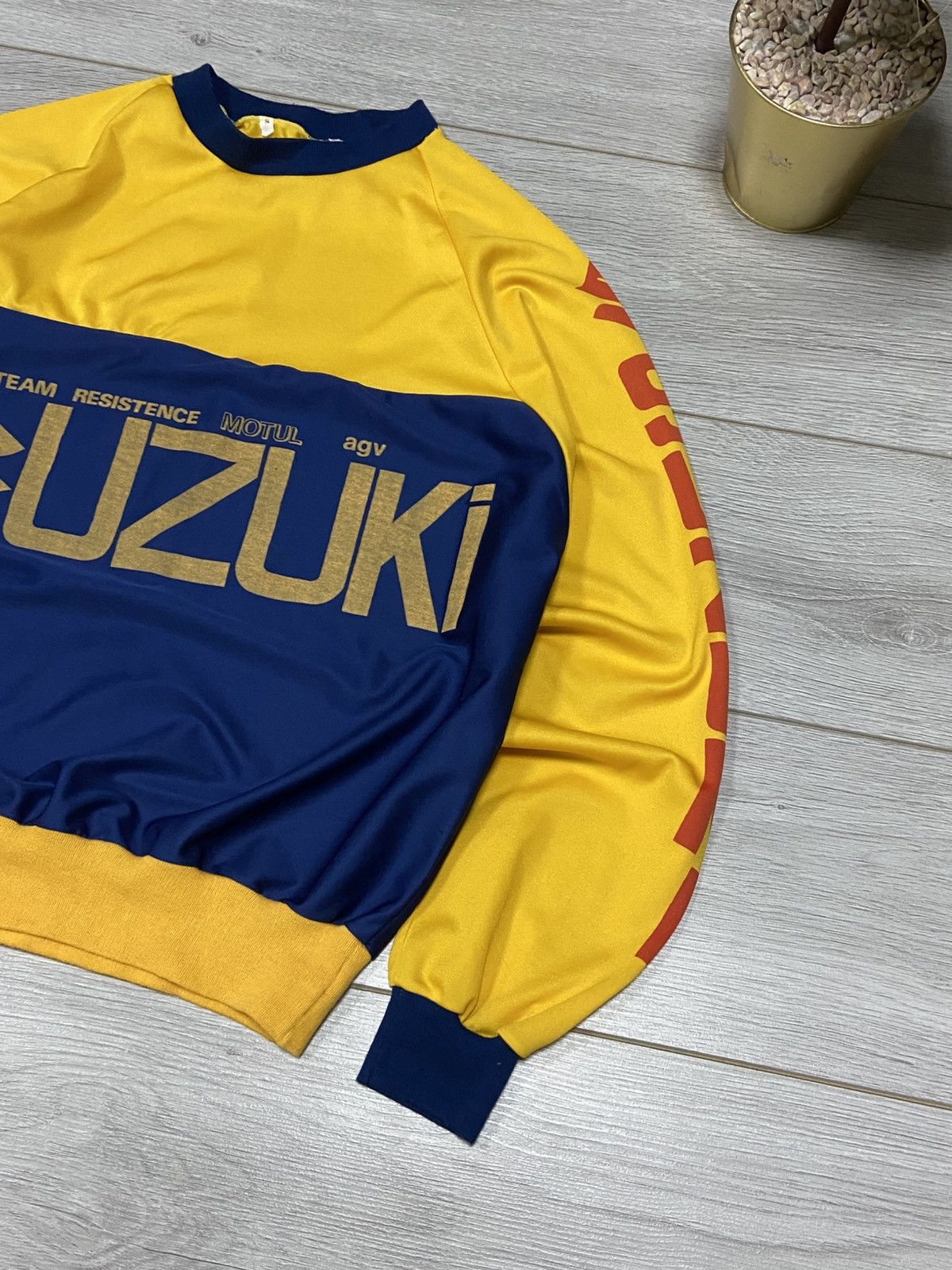 Other Suzuki vintage sweatshirt big logo spell out team resistance Size US S / EU 44-46 / 1 - 4 Thumbnail