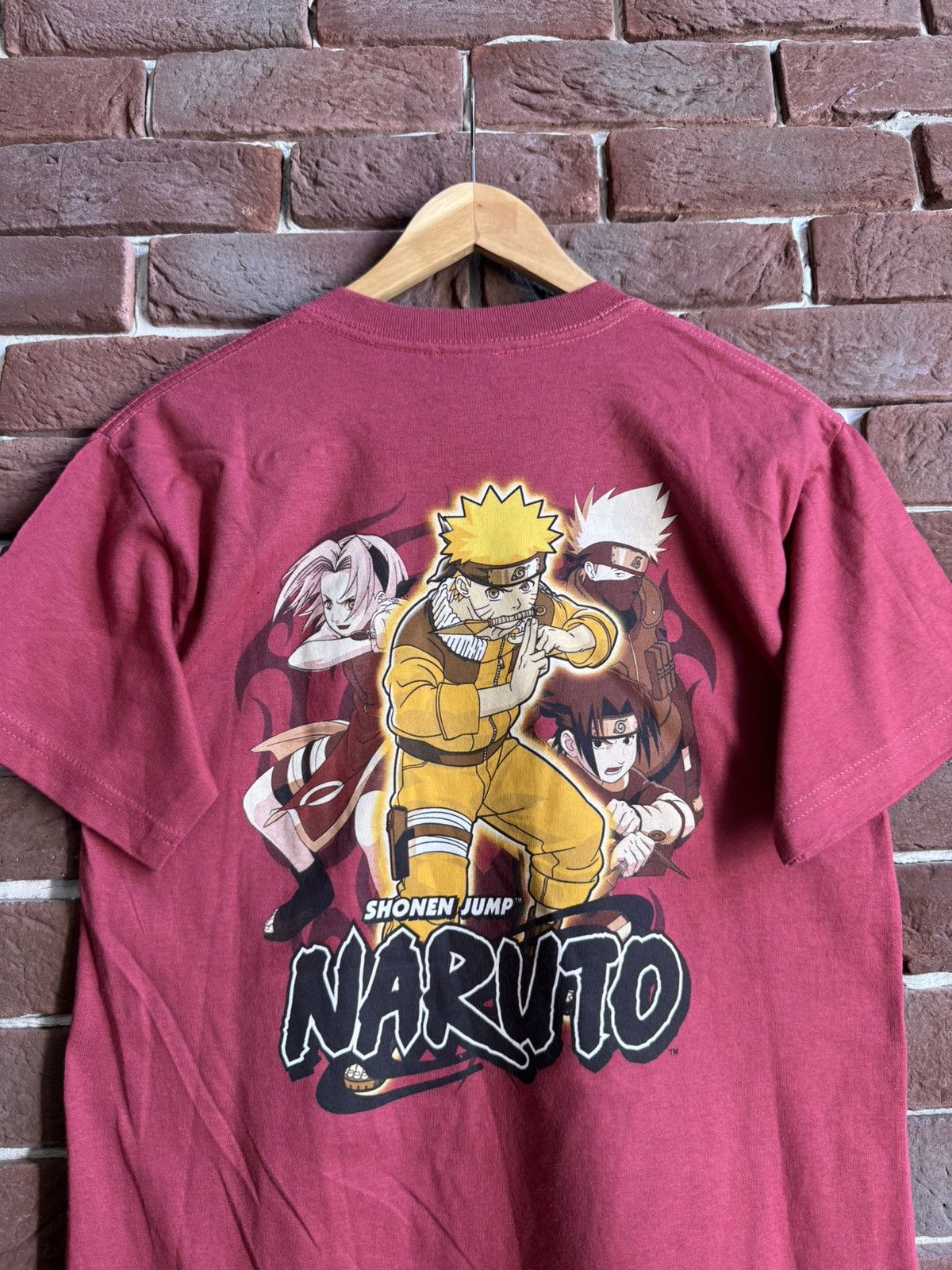 Anime VERY RARE Naruto Vintage Team 7 Sasuke Sakura 00s Tee Anime Size US S / EU 44-46 / 1 - 4 Thumbnail