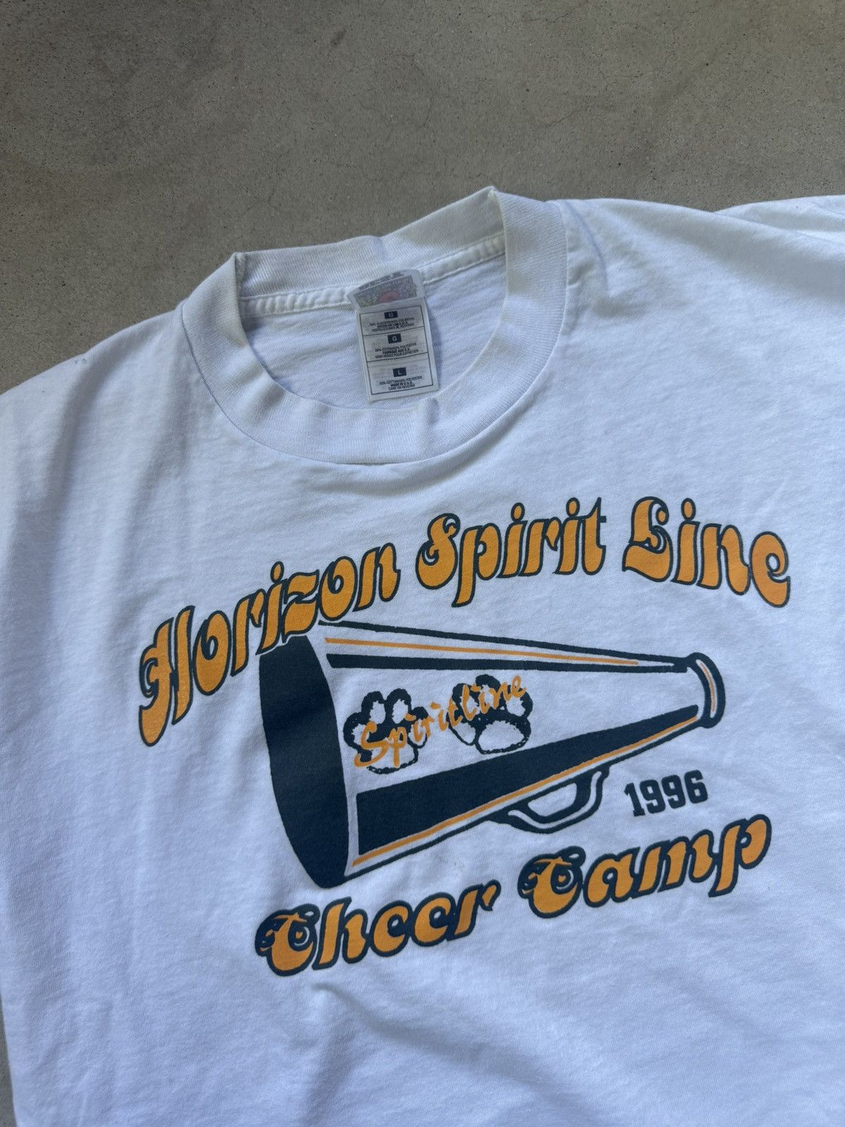 Vintage Vintage 96’ cheer t-shirt single stitch Size US L / EU 52-54 / 3 - 3 Thumbnail