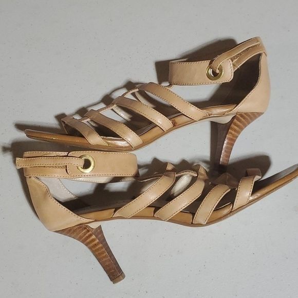 Designer Adrienne Vittadini Strappy Leather 3" Heeled Sz. 8.5 Sandala Size US 8.5 / IT 38.5 - 2 Thumbnail