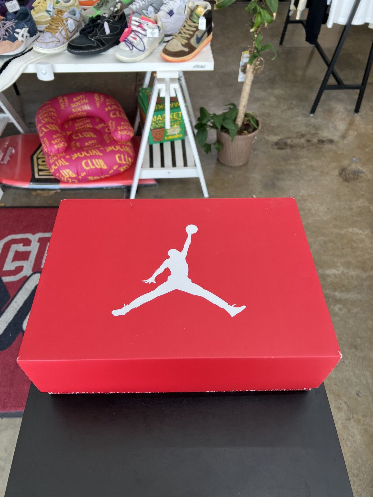 Jordan Brand Air Jordan 6 Red Oreo Sz. 10.5 (2022) Size US 10.5 / EU 43-44 - 13 Thumbnail