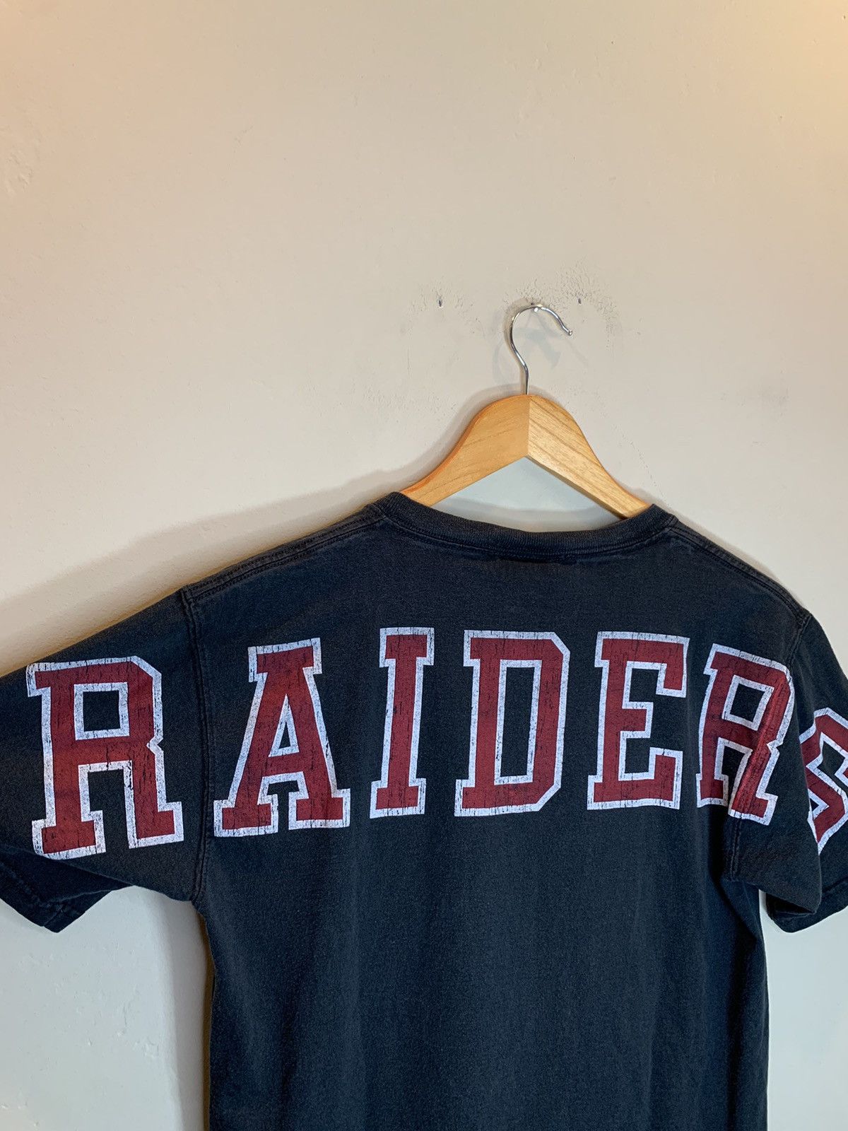 Jansport *RARE* Vintage 90’s Southern Oregon Raiders College T-Shirt Size US S / EU 44-46 / 1 - 4 Thumbnail