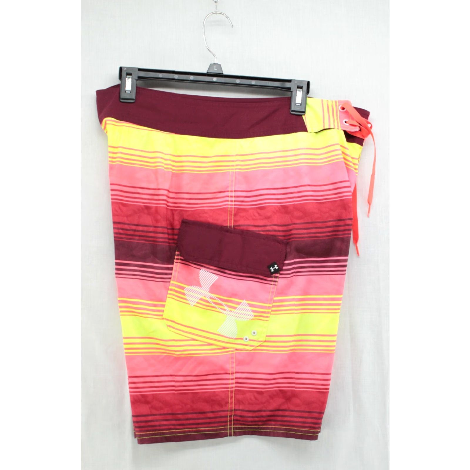 Under Armour Under Armour Board Shorts Men Size 34 Multicolor Beachy 1257781 Striped Cargo Pocket Drawstring 10" Inseam Regular Mens Size US 34 / EU 50 - 6 Thumbnail