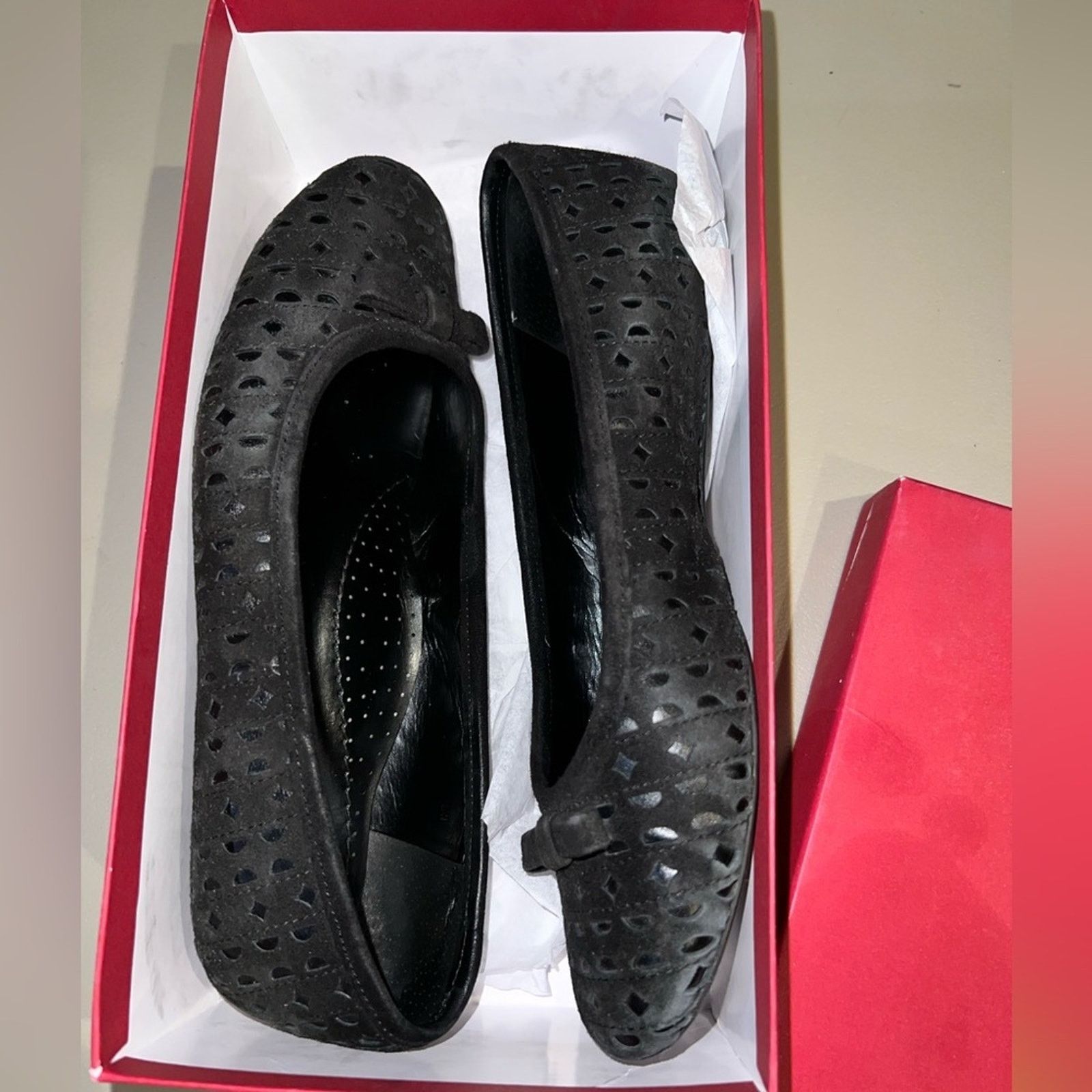 VANELI Vaneli Suede Black Ballet Flats Shoes size 8 Size US 8 / IT 38 - 7 Thumbnail