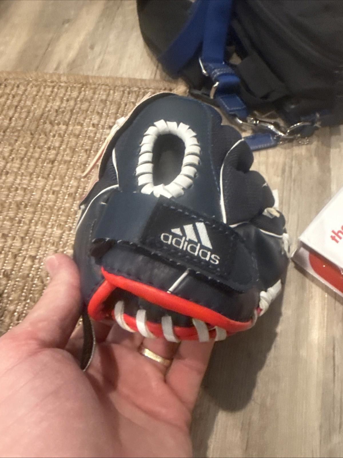 Adidas Adidas Youth Baseball Glove Easy Close Pocket Size ONE SIZE - 2 Thumbnail