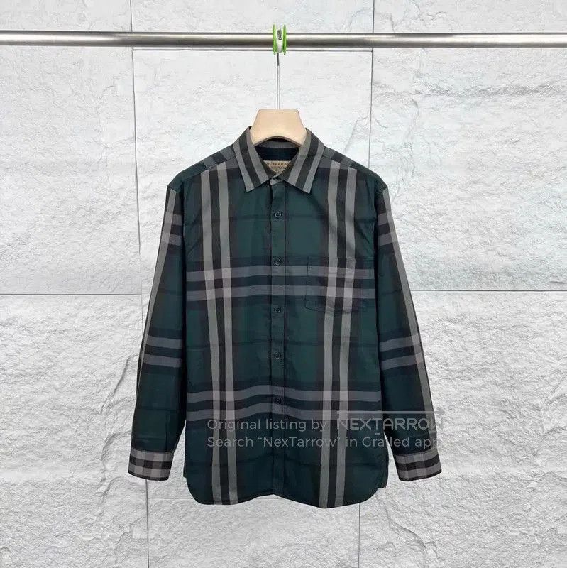 Burberry Burberry Green Cotton Men's Shirt. Size US S / EU 44-46 / 1 - 1 Thumbnail