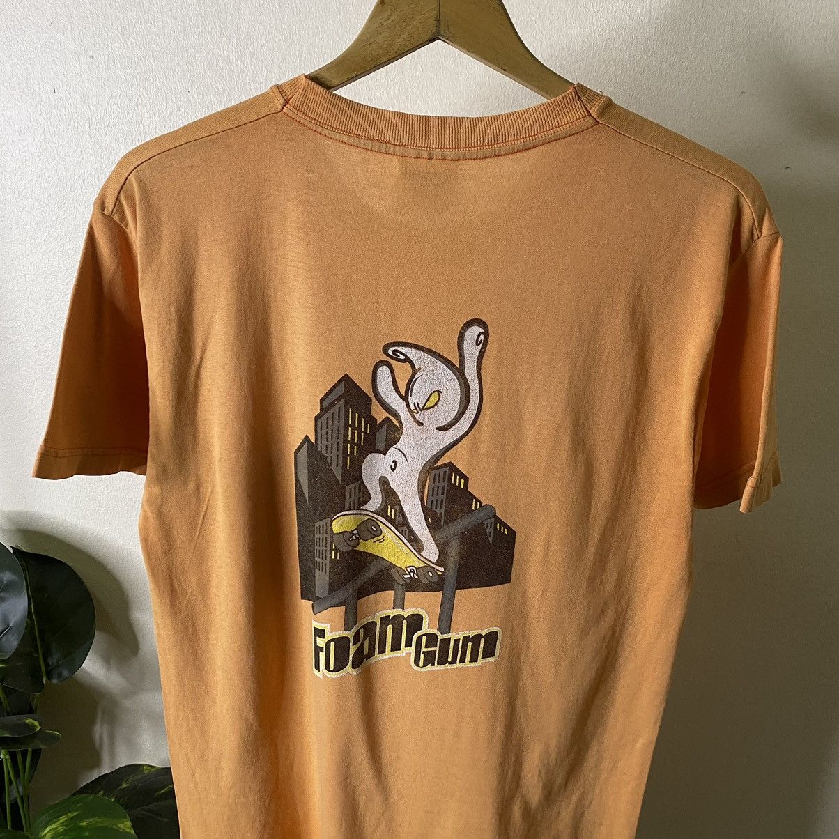 Blind Skateboards × JNCO × Vintage Vintage 1990s Foam Gum Skateboard Faded Tee Size US S / EU 44-46 / 1 - 2 Thumbnail
