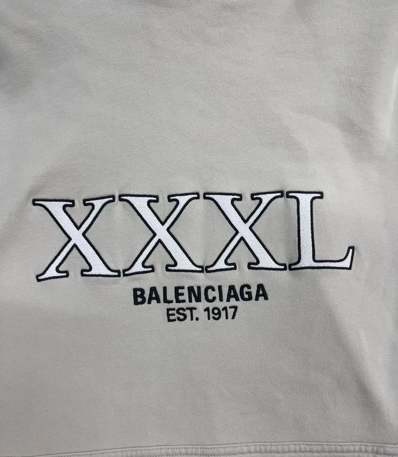 Balenciaga Balenciaga size 1 Embroidered logo hoodie sweatshirt Size US S / EU 44-46 / 1 - 3 Thumbnail