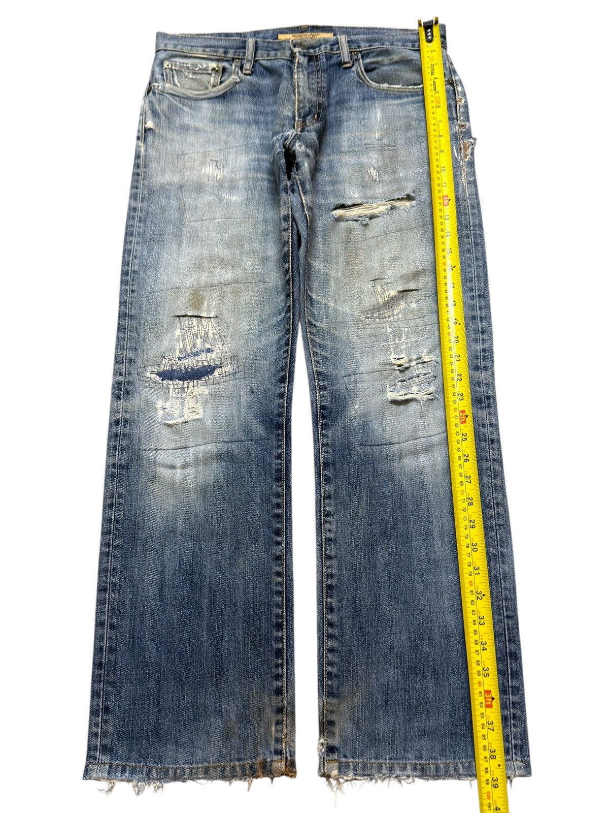 Uniqlo Vintage Y2K Uniqlo Faded Wash Distressed Straight Leg Jeans Size US 32 / EU 48 - 12 Thumbnail