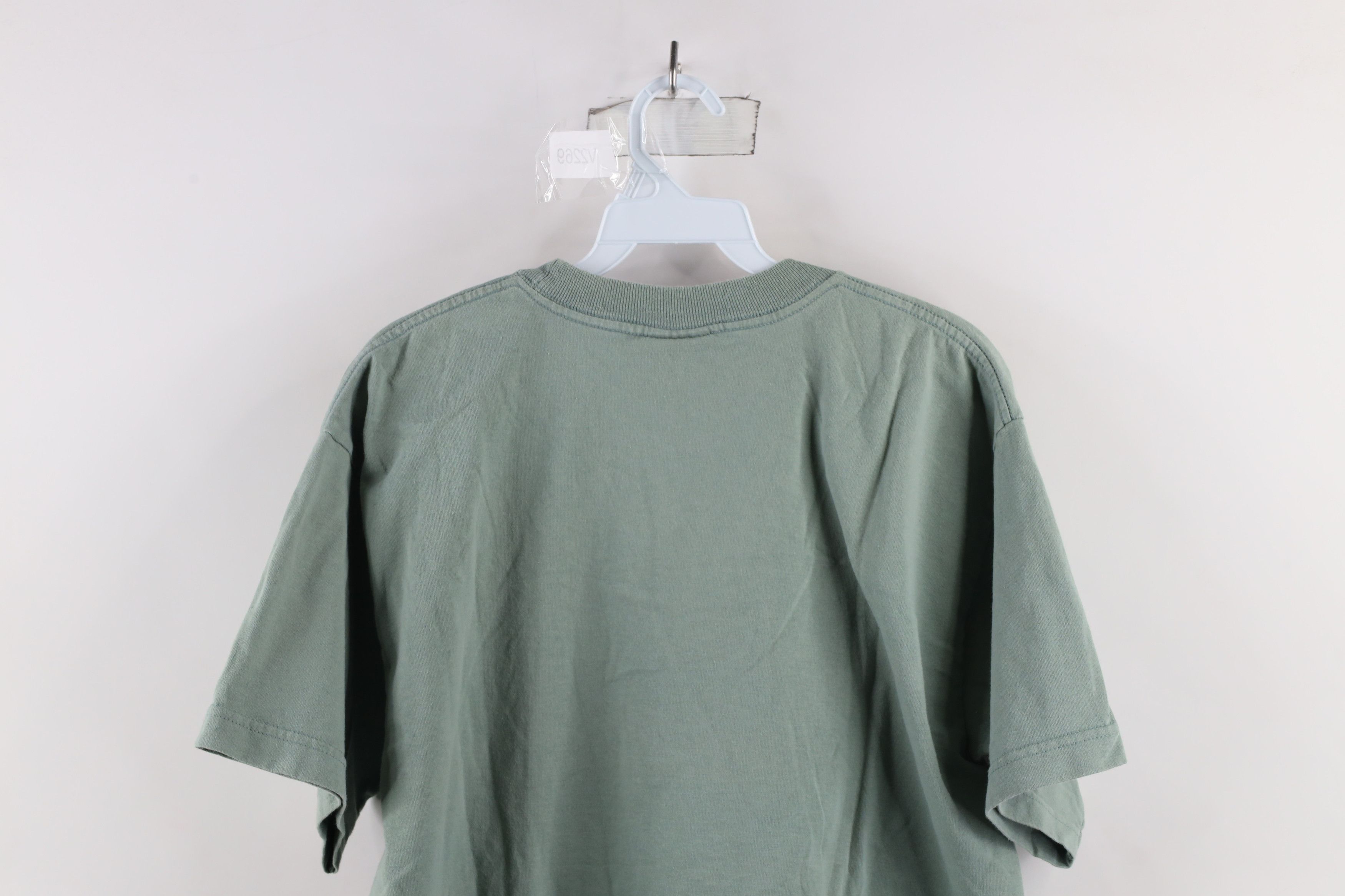 Vintage Vintage 90s Streetwear Out West Virginia T-Shirt Green USA Size US L / EU 52-54 / 3 - 9 Thumbnail