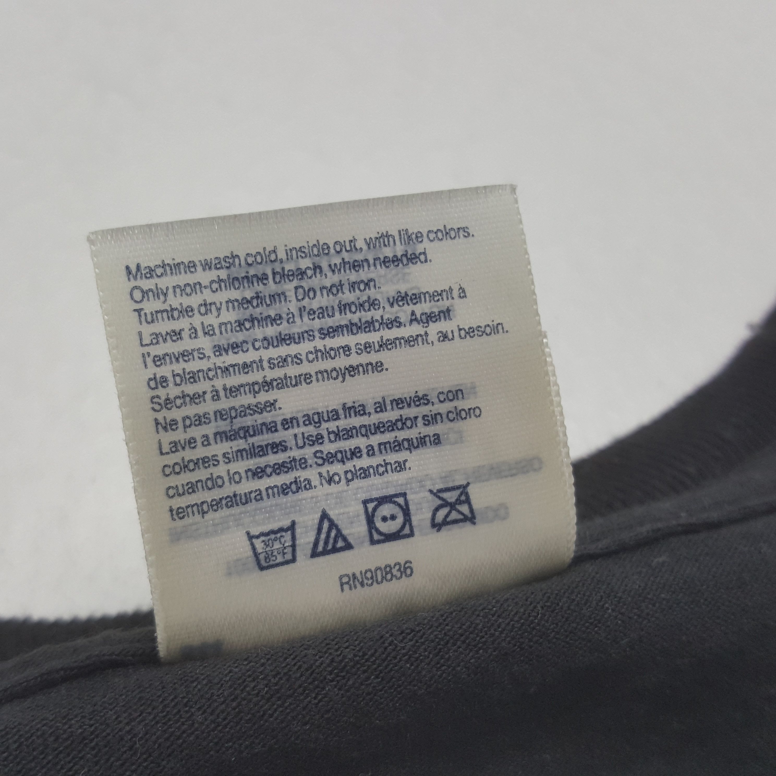 Vintage Vintage Titanfall Streetwear EA Tshirt Size US XL / EU 56 / 4 - 7 Thumbnail