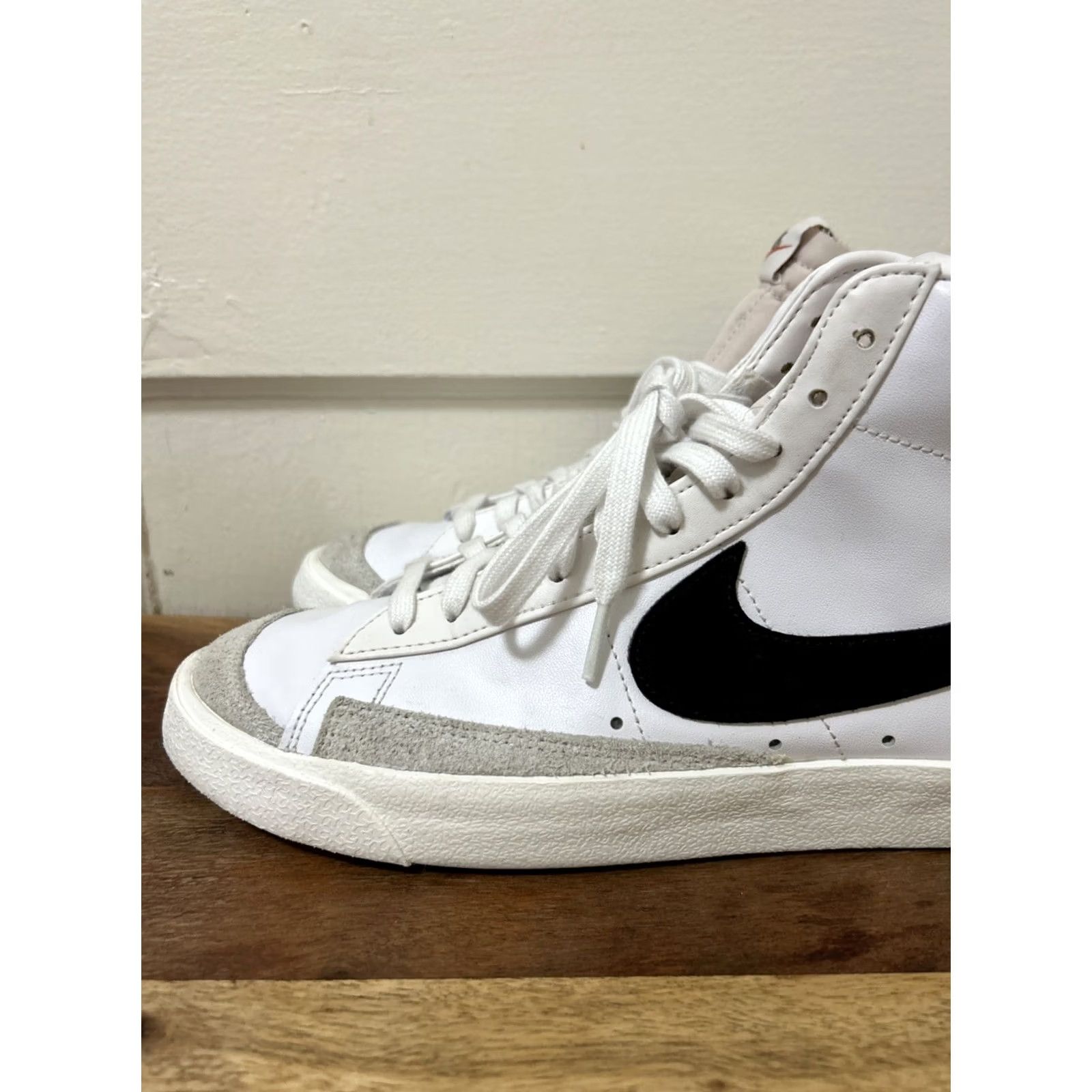Nike Nike Blazer Mid 77 Shoes Womens 10.5 White Basketball Sneakers CZ1055 100 Size L / US 10 / IT 46 - 6 Thumbnail
