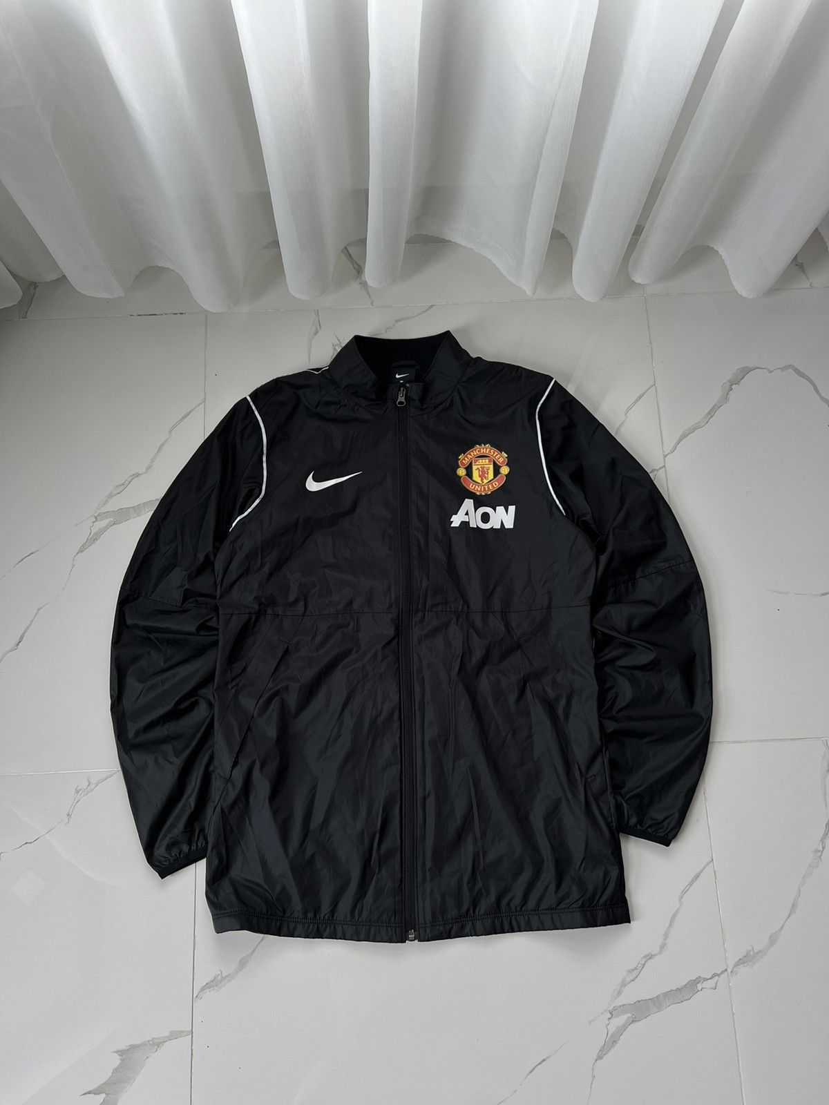 Nike × Vintage 90’s NIKE MANCHESTER UNITED LOGO SWOOSH TRACK JACKEY Size US S / EU 44-46 / 1 - 1 Thumbnail