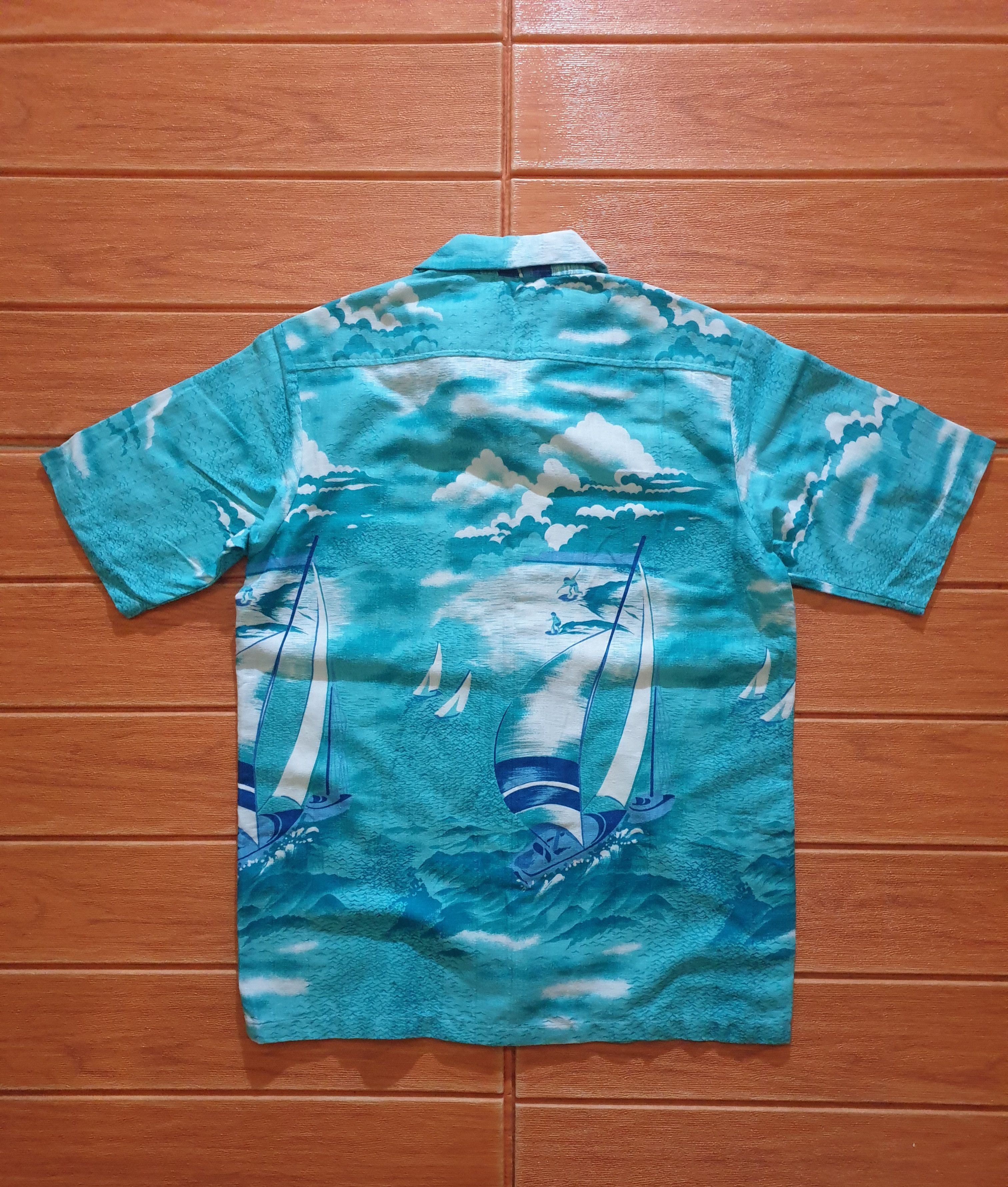 Japanese Brand 💥Sian Colour Button ups Hawaiian shirt Size US M / EU 48-50 / 2 - 8 Thumbnail